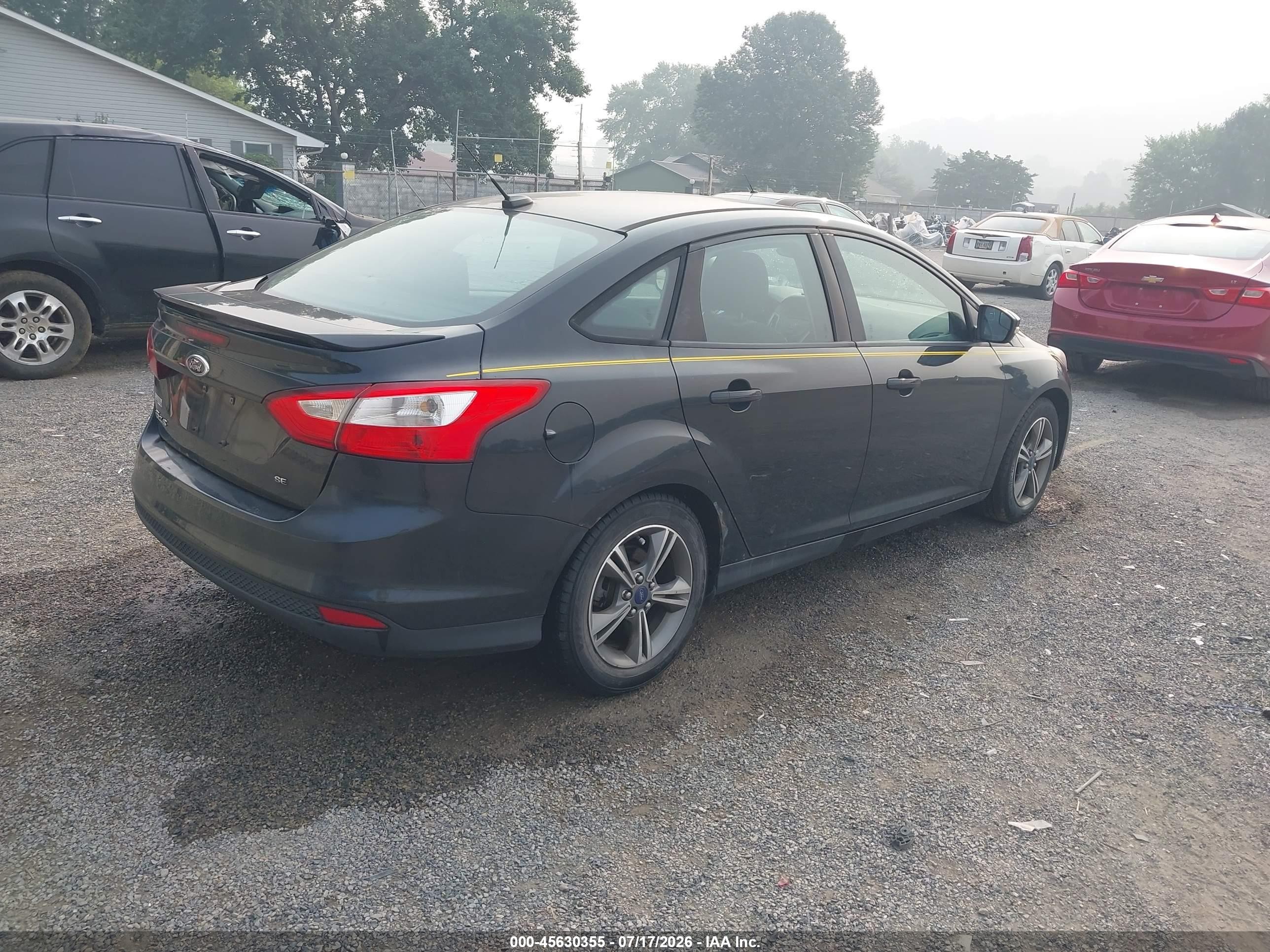 2014 Ford Focus Se Черный vin: 1FADP3F24EL346930