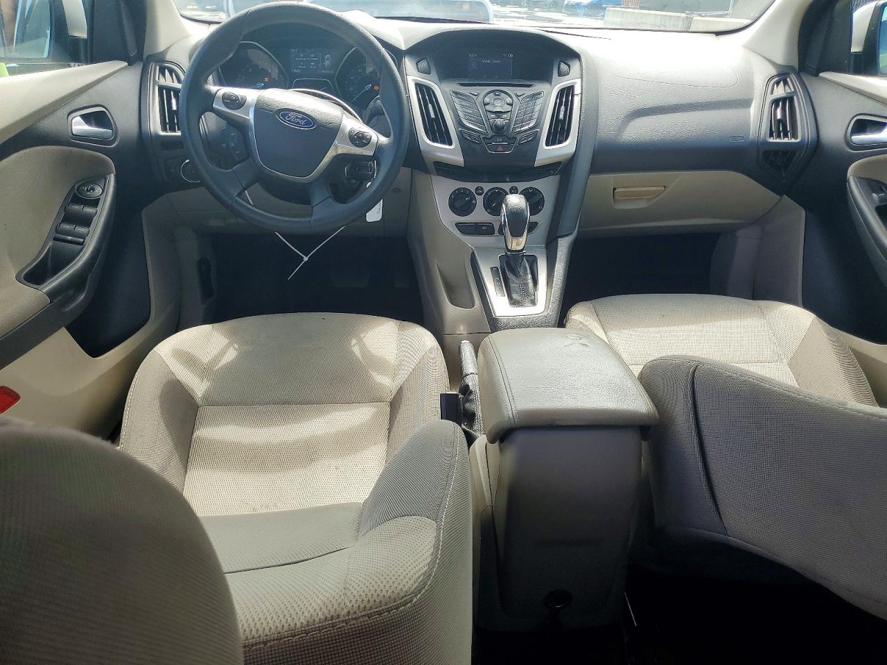 2014 Ford Focus Se Silver vin: 1FADP3F24EL351738