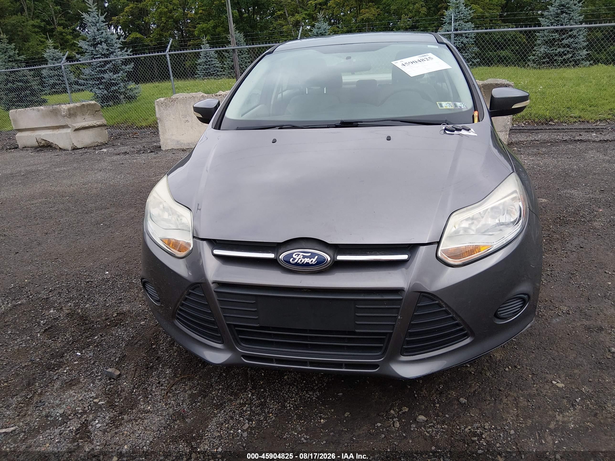 2014 Ford Focus Se Gray vin: 1FADP3F24EL366711