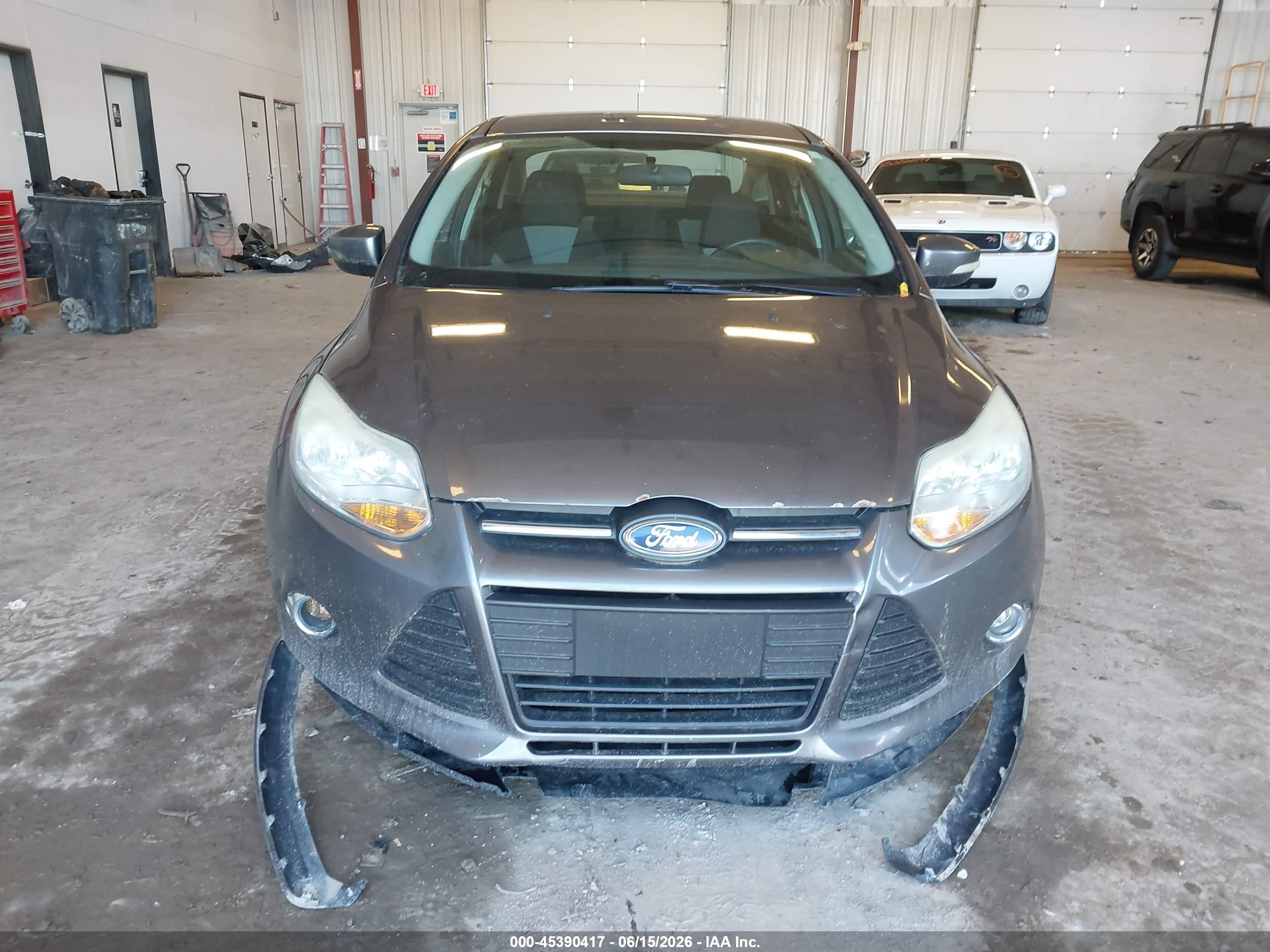 2014 Ford Focus Se Gray vin: 1FADP3F24EL369821