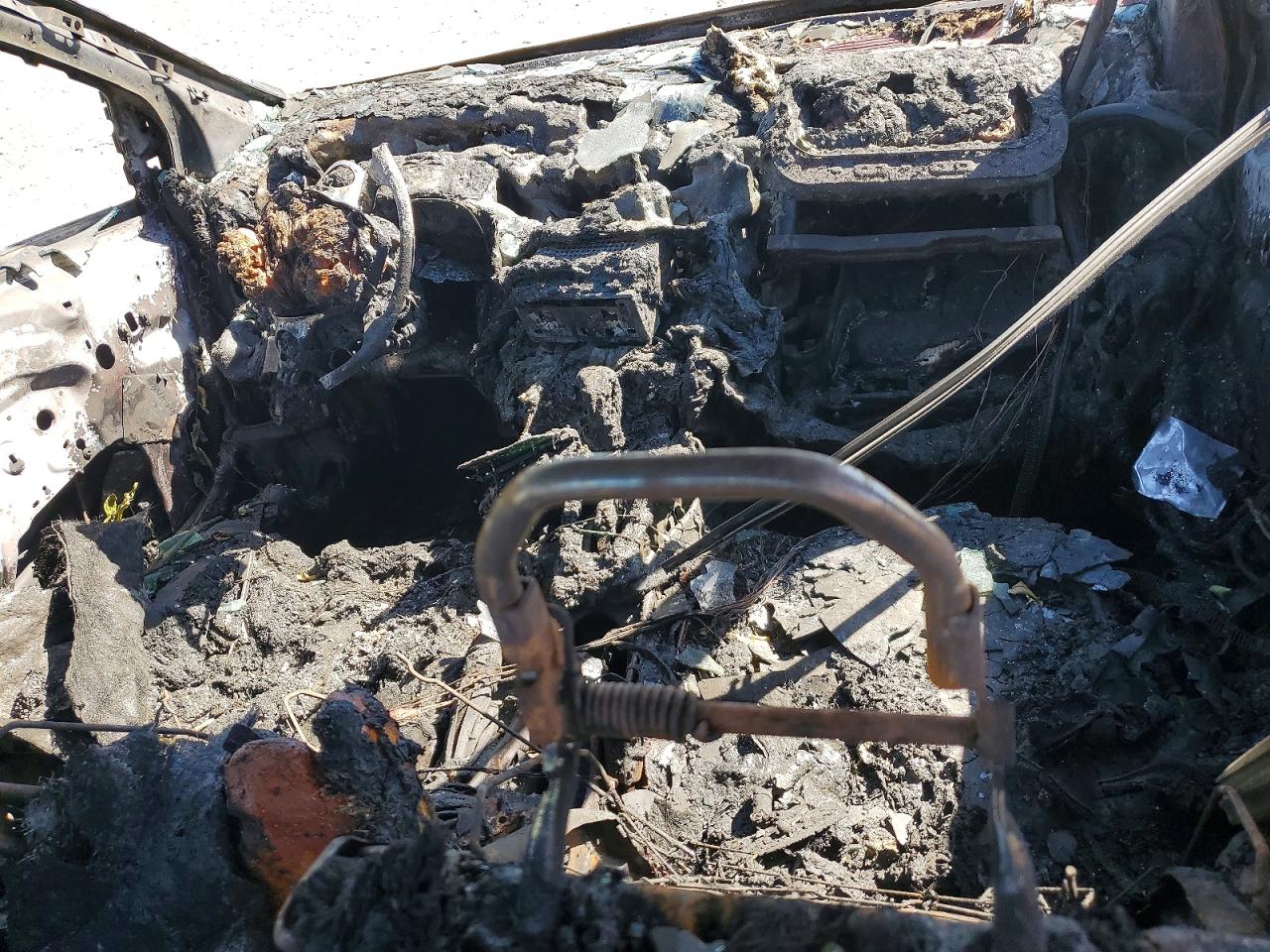2014 Ford Focus Se Burn vin: 1FADP3F24EL373867