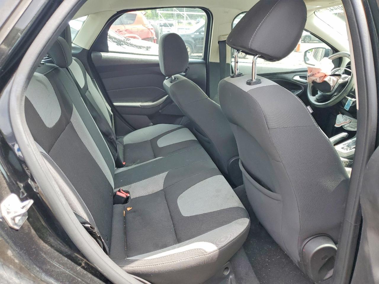 2014 Ford Focus Se Black vin: 1FADP3F24EL410643