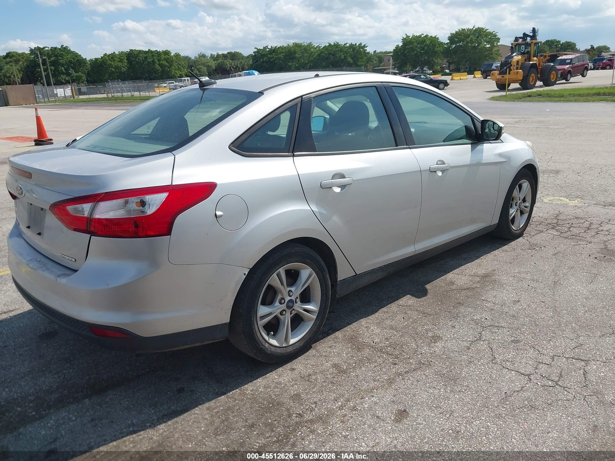 2014 Ford Focus Se Silver vin: 1FADP3F24EL410755