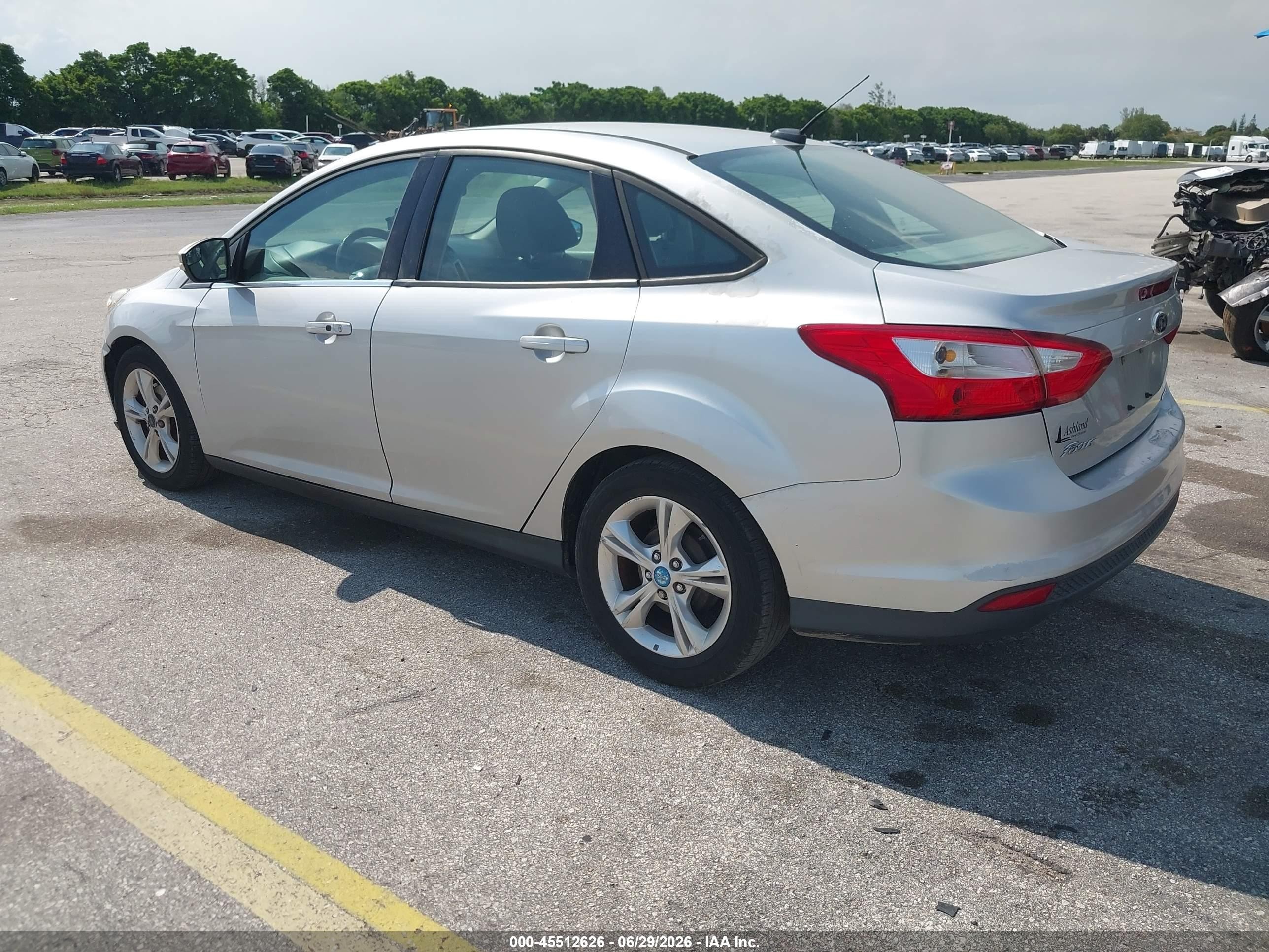 2014 Ford Focus Se Silver vin: 1FADP3F24EL410755