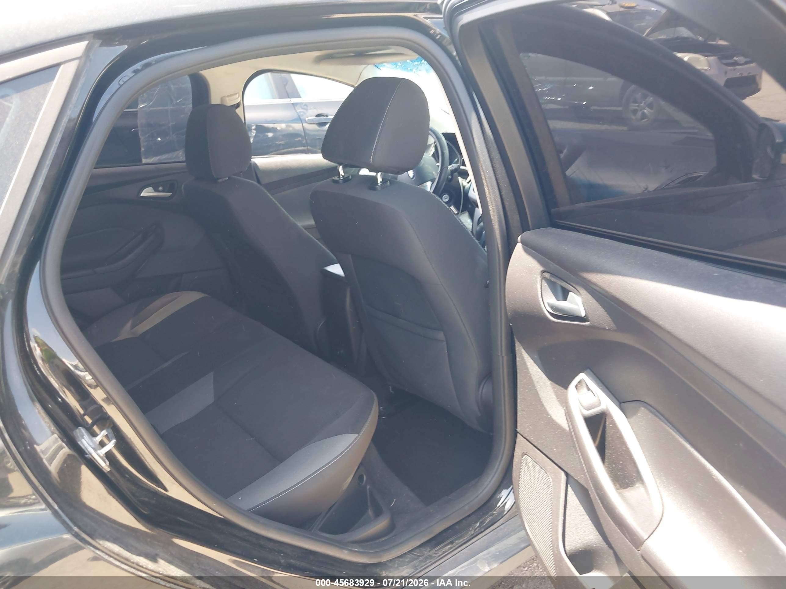 2014 Ford Focus Se Black vin: 1FADP3F24EL441584