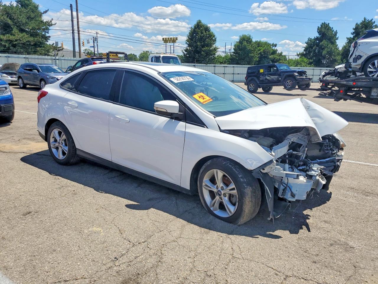 2014 Ford Focus Se White vin: 1FADP3F24EL448129
