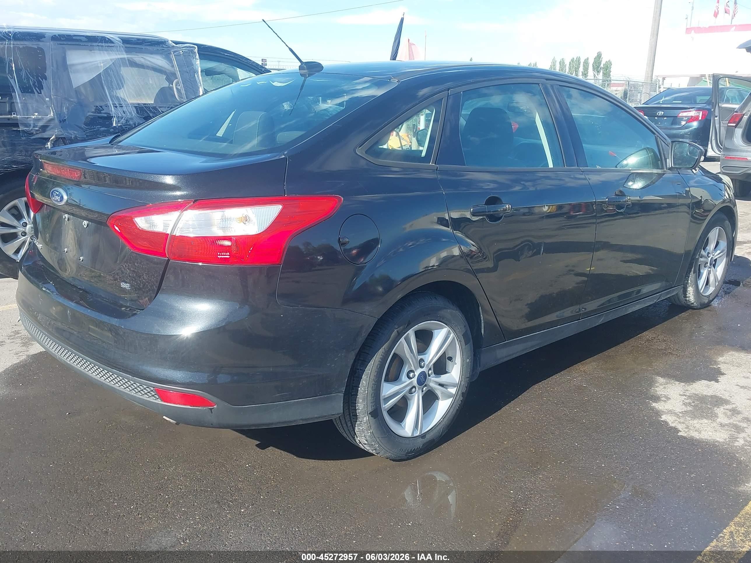 2014 Ford Focus Se Black vin: 1FADP3F24EL453217