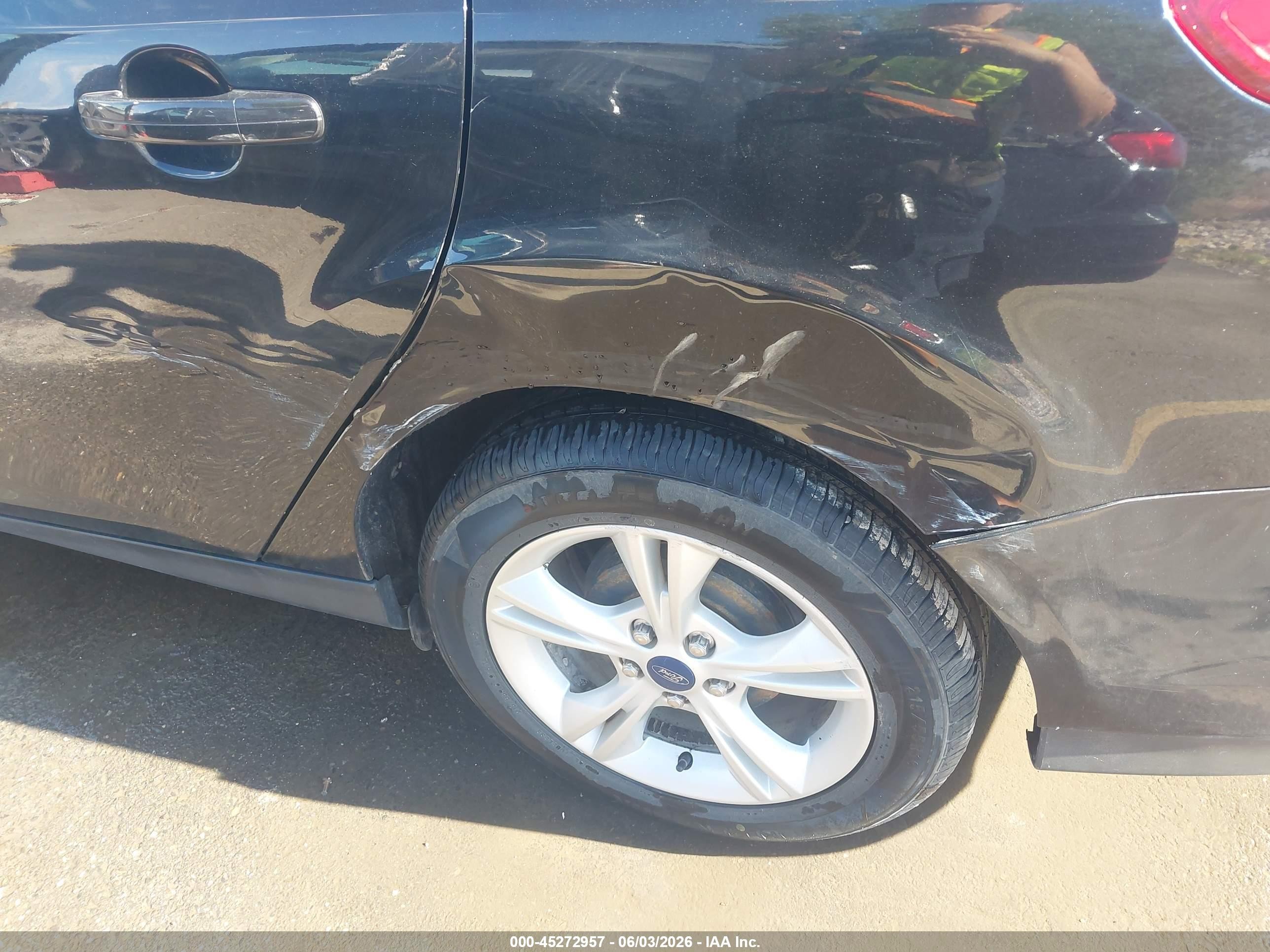 2014 Ford Focus Se Black vin: 1FADP3F24EL453217