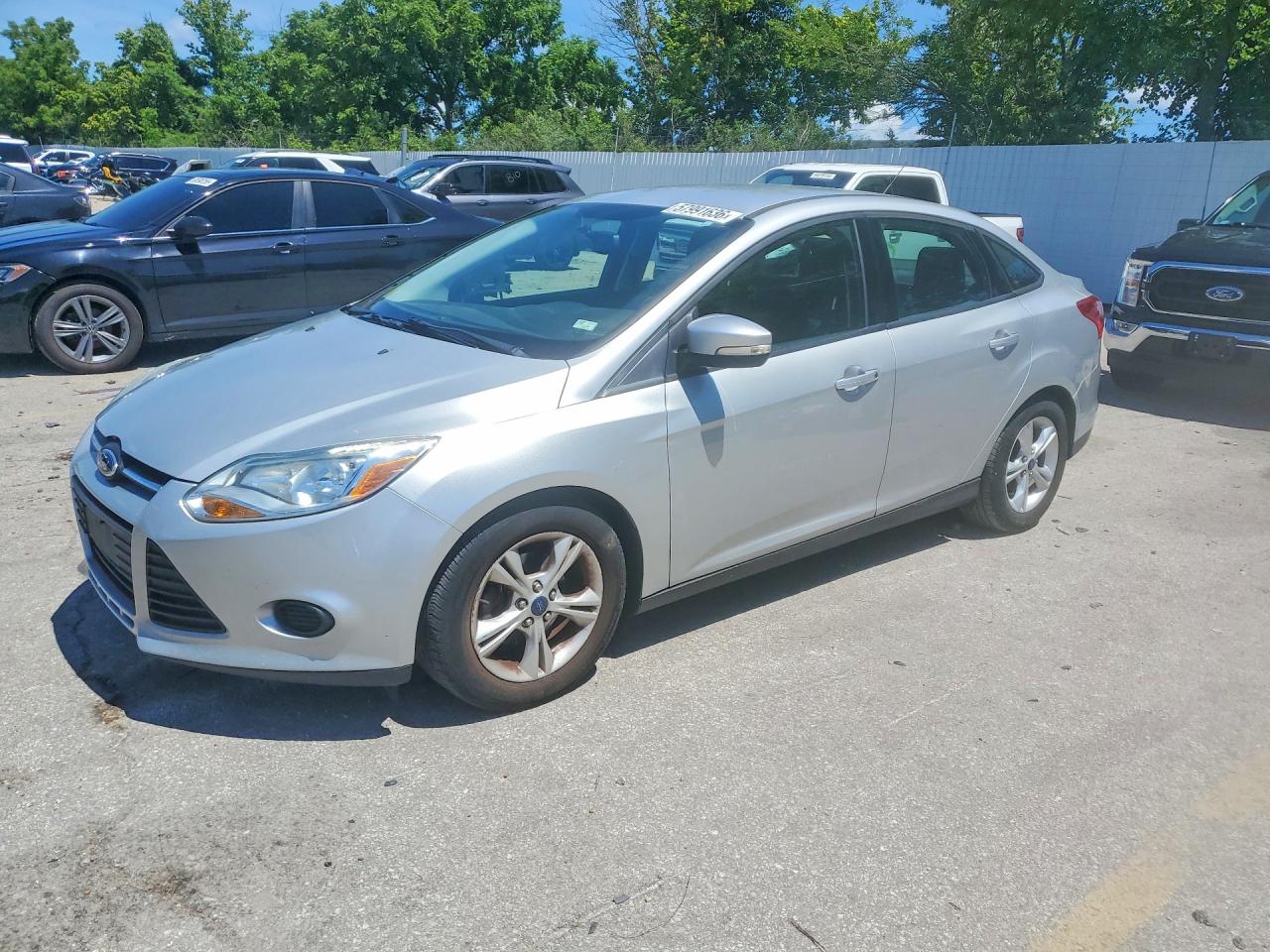 2014 Ford Focus Se Gray vin: 1FADP3F24EL460801