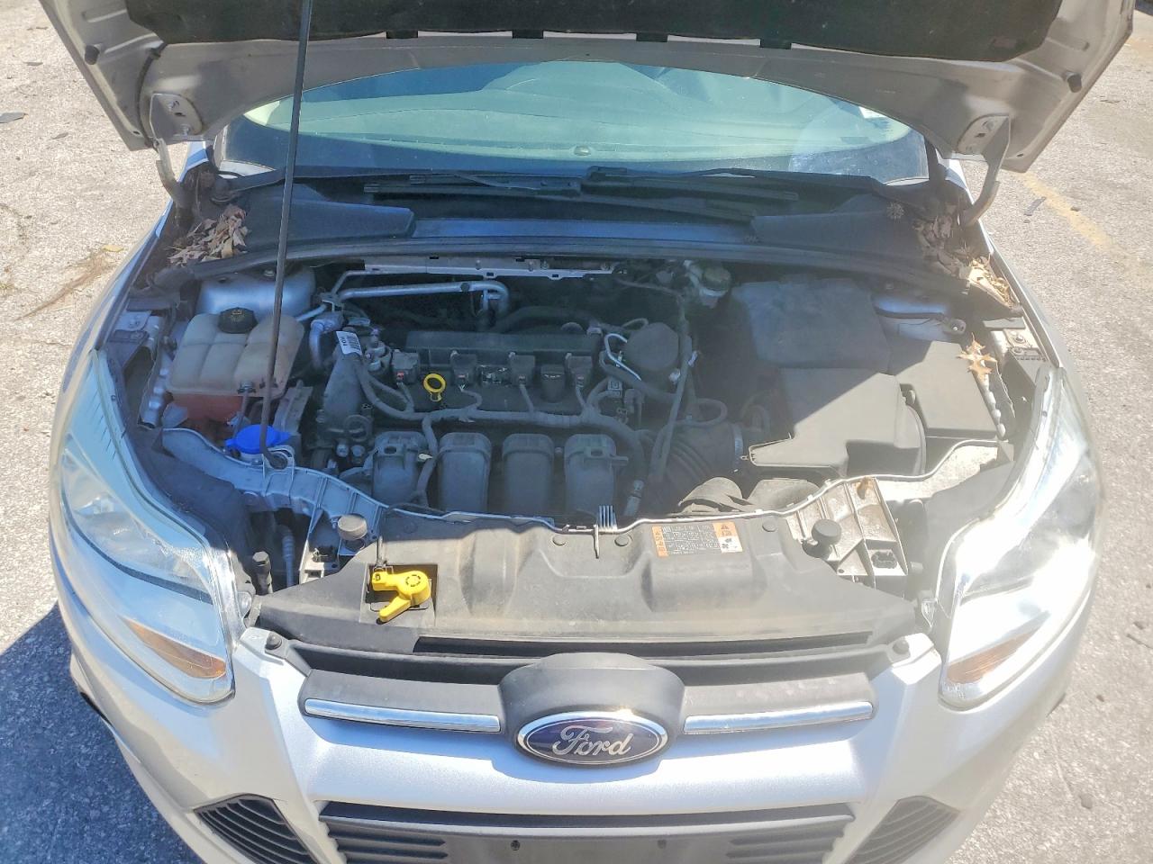 2014 Ford Focus Se Gray vin: 1FADP3F24EL460801