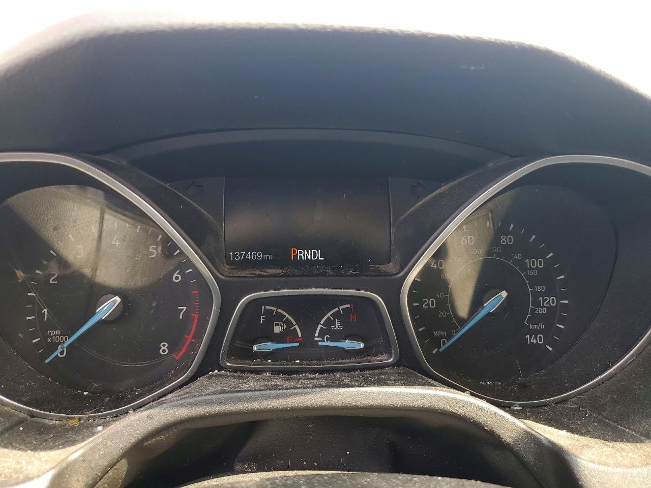 2015 Ford Focus Se Серебряный vin: 1FADP3F24FL205227