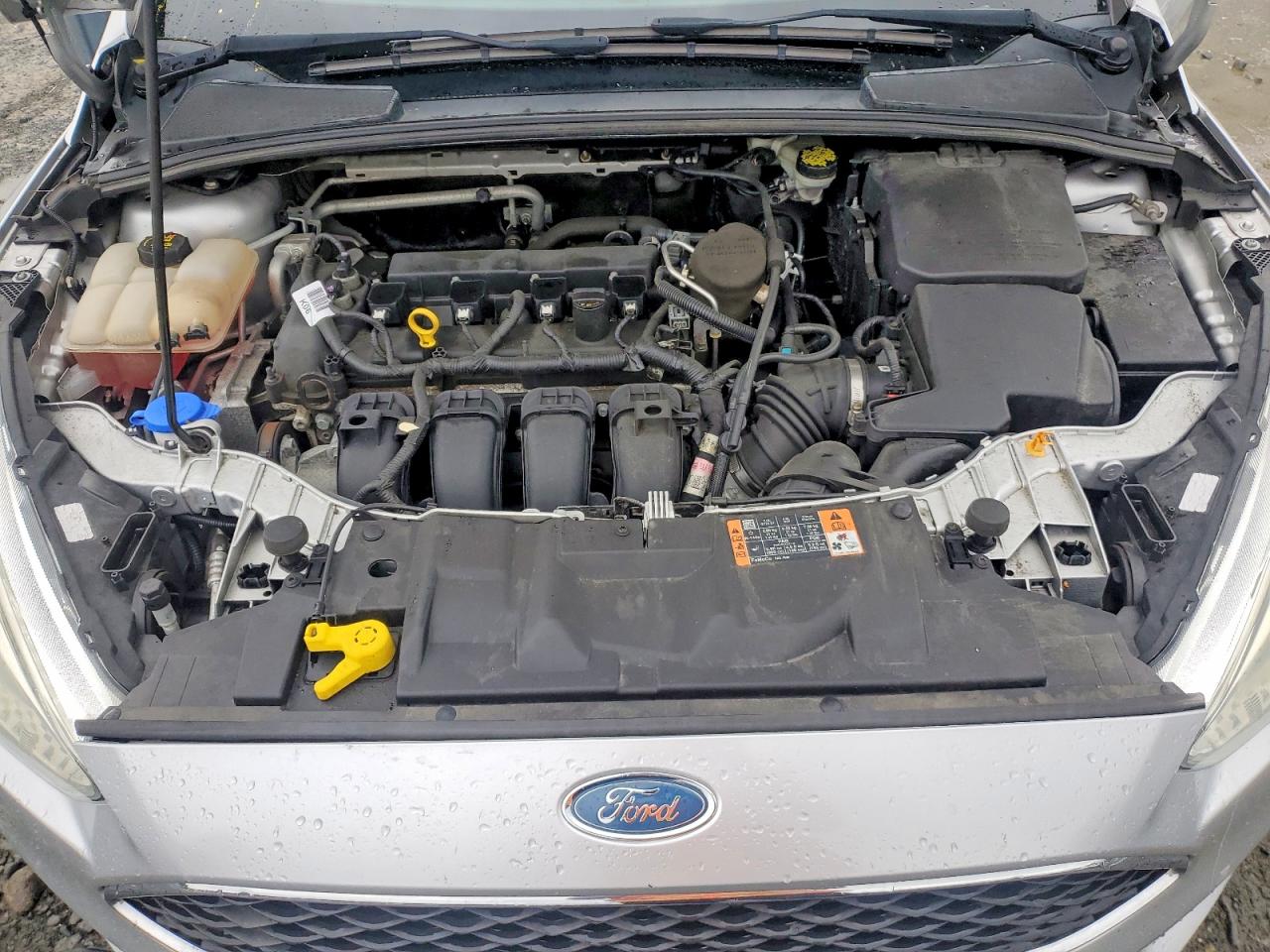 2015 Ford Focus Se White vin: 1FADP3F24FL208595