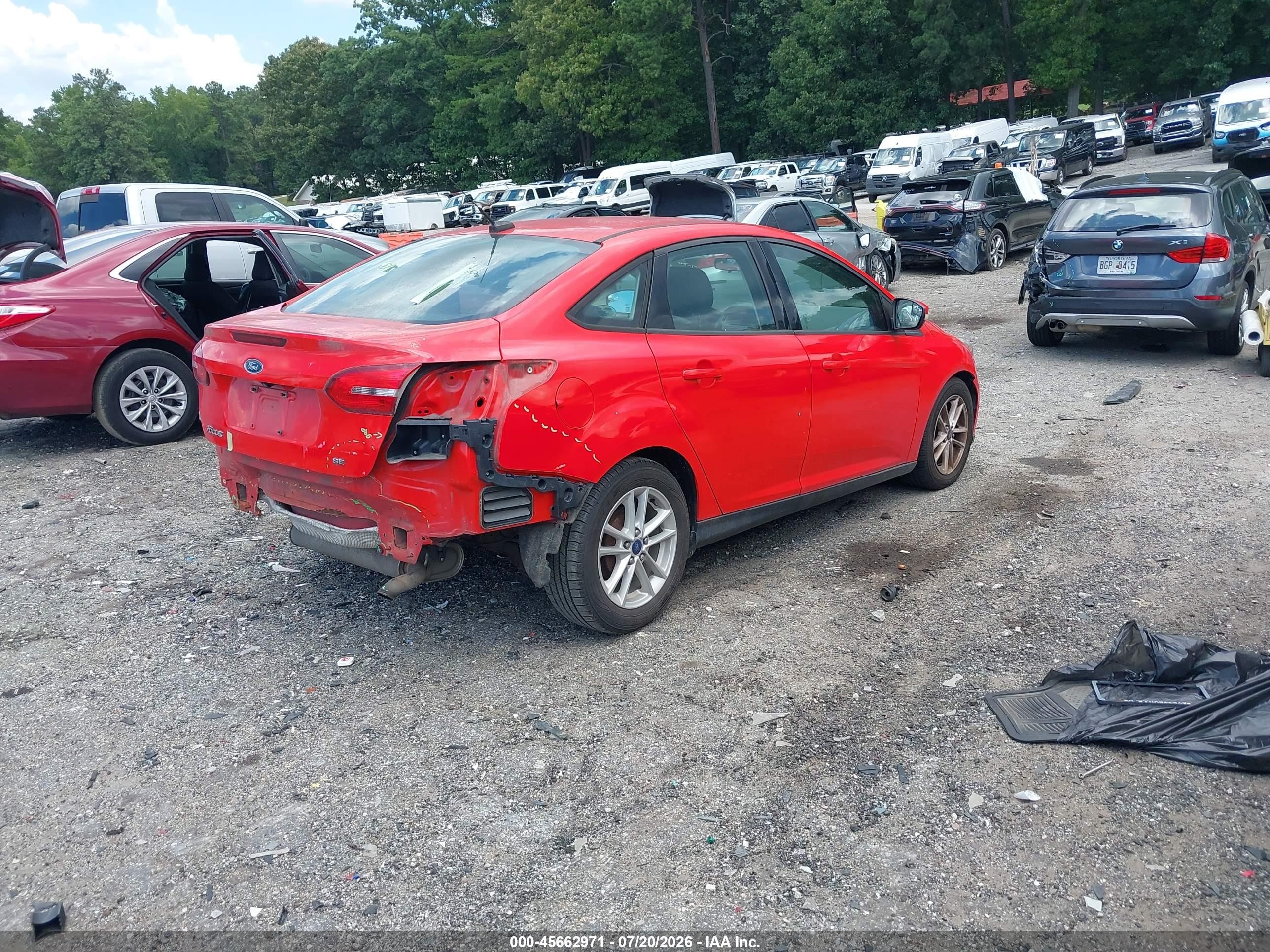 2015 Ford Focus Se Red vin: 1FADP3F24FL208628