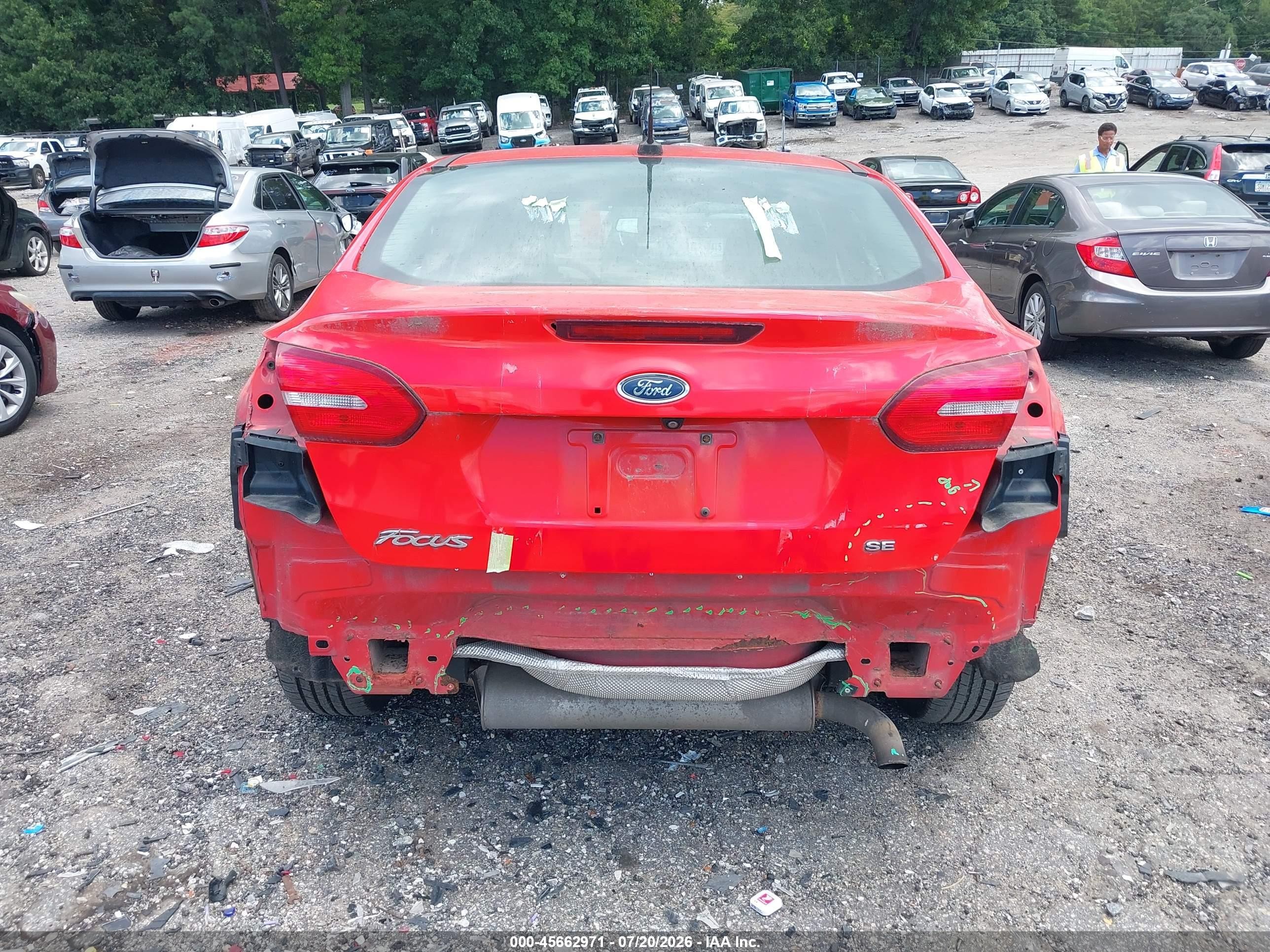 2015 Ford Focus Se Red vin: 1FADP3F24FL208628