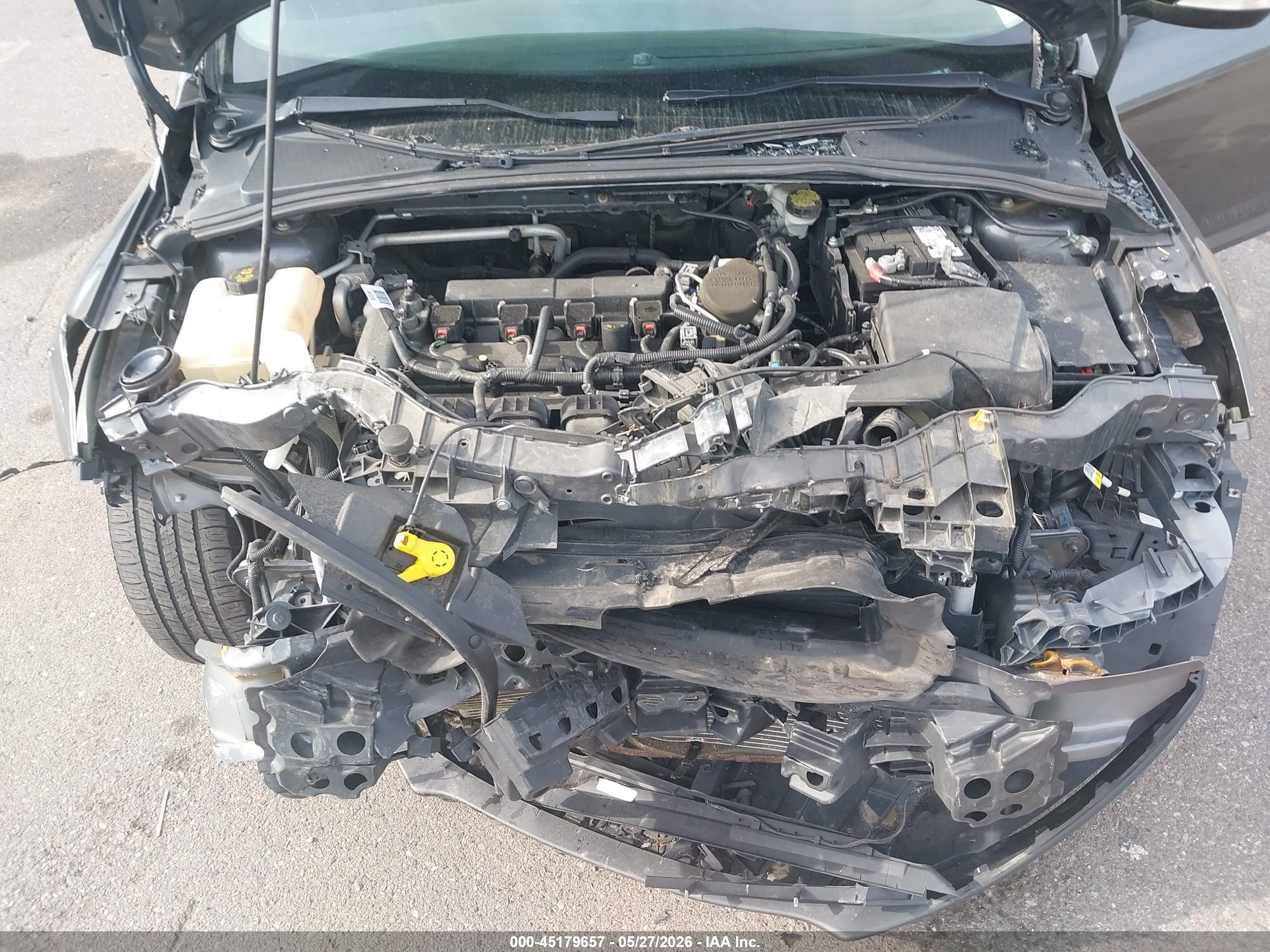2015 Ford Focus Se Gray vin: 1FADP3F24FL209620