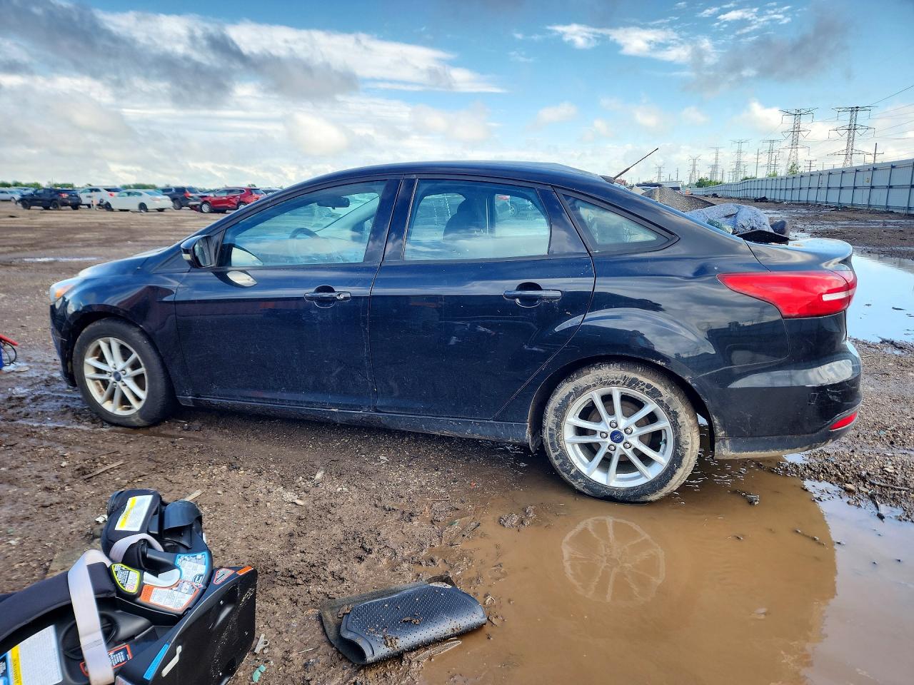 2015 Ford Focus Se Black vin: 1FADP3F24FL233996