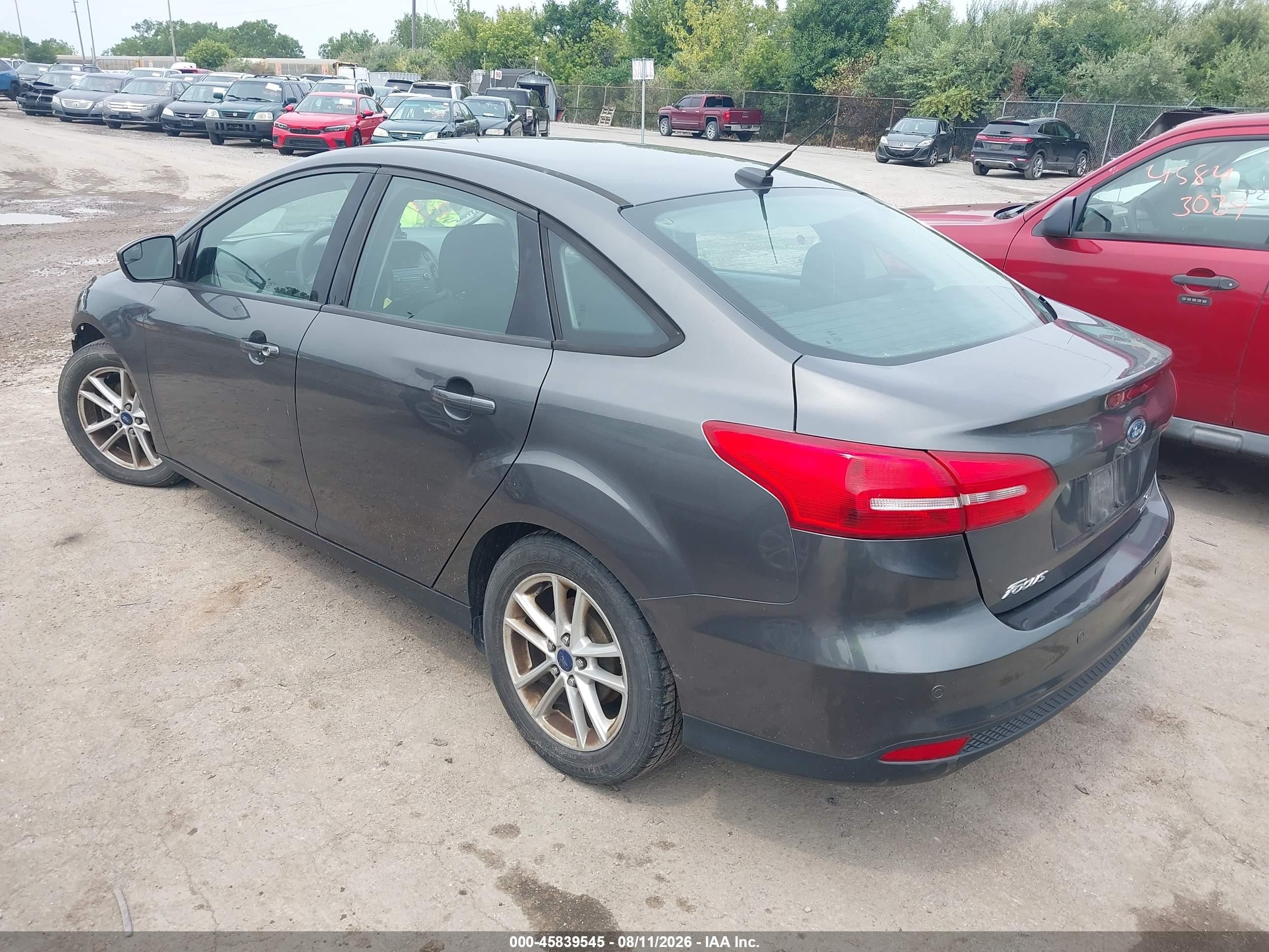 2015 Ford Focus Se Gray vin: 1FADP3F24FL262348
