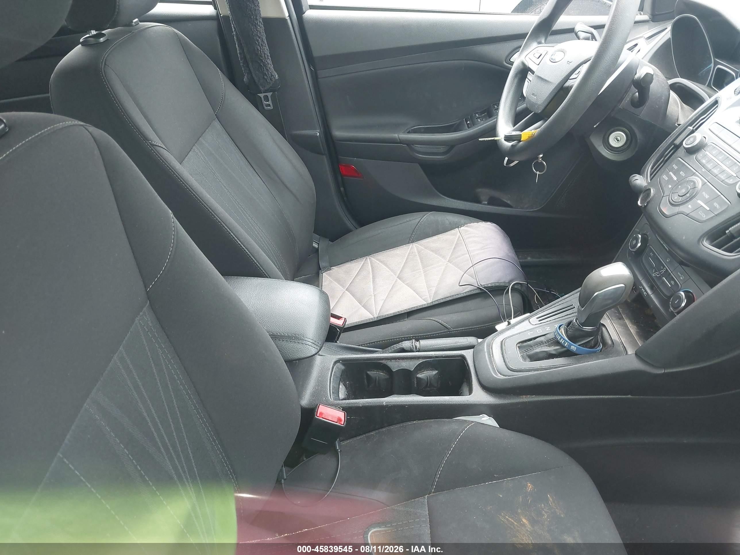 2015 Ford Focus Se Gray vin: 1FADP3F24FL262348