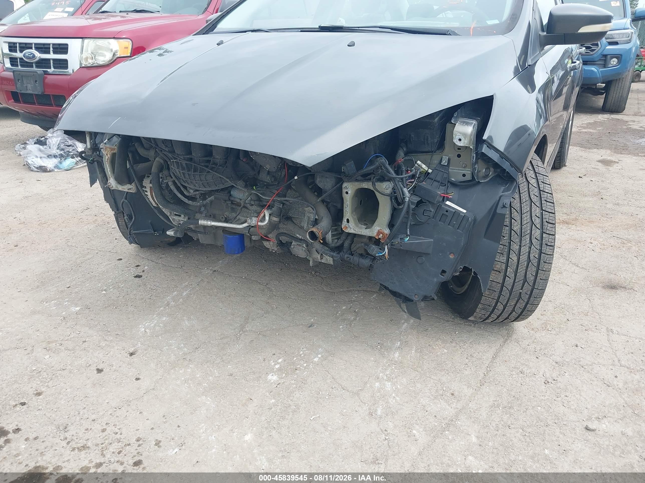 2015 Ford Focus Se Gray vin: 1FADP3F24FL262348