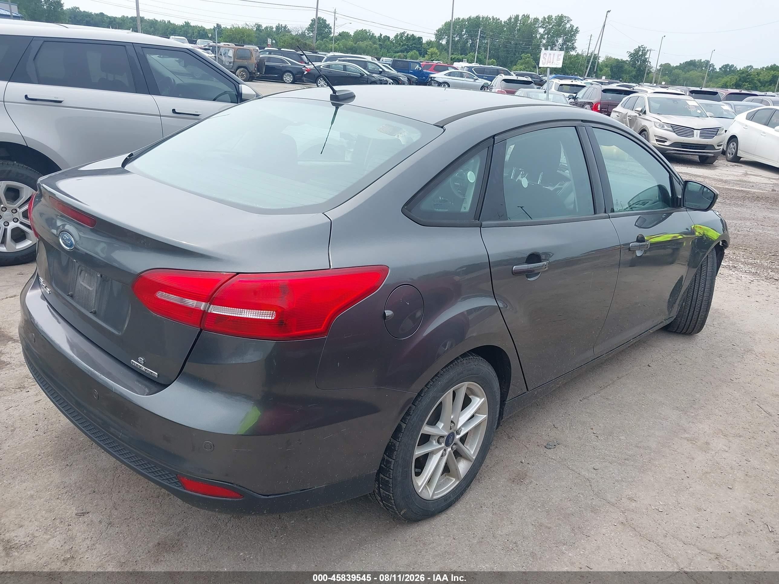 2015 Ford Focus Se Gray vin: 1FADP3F24FL262348