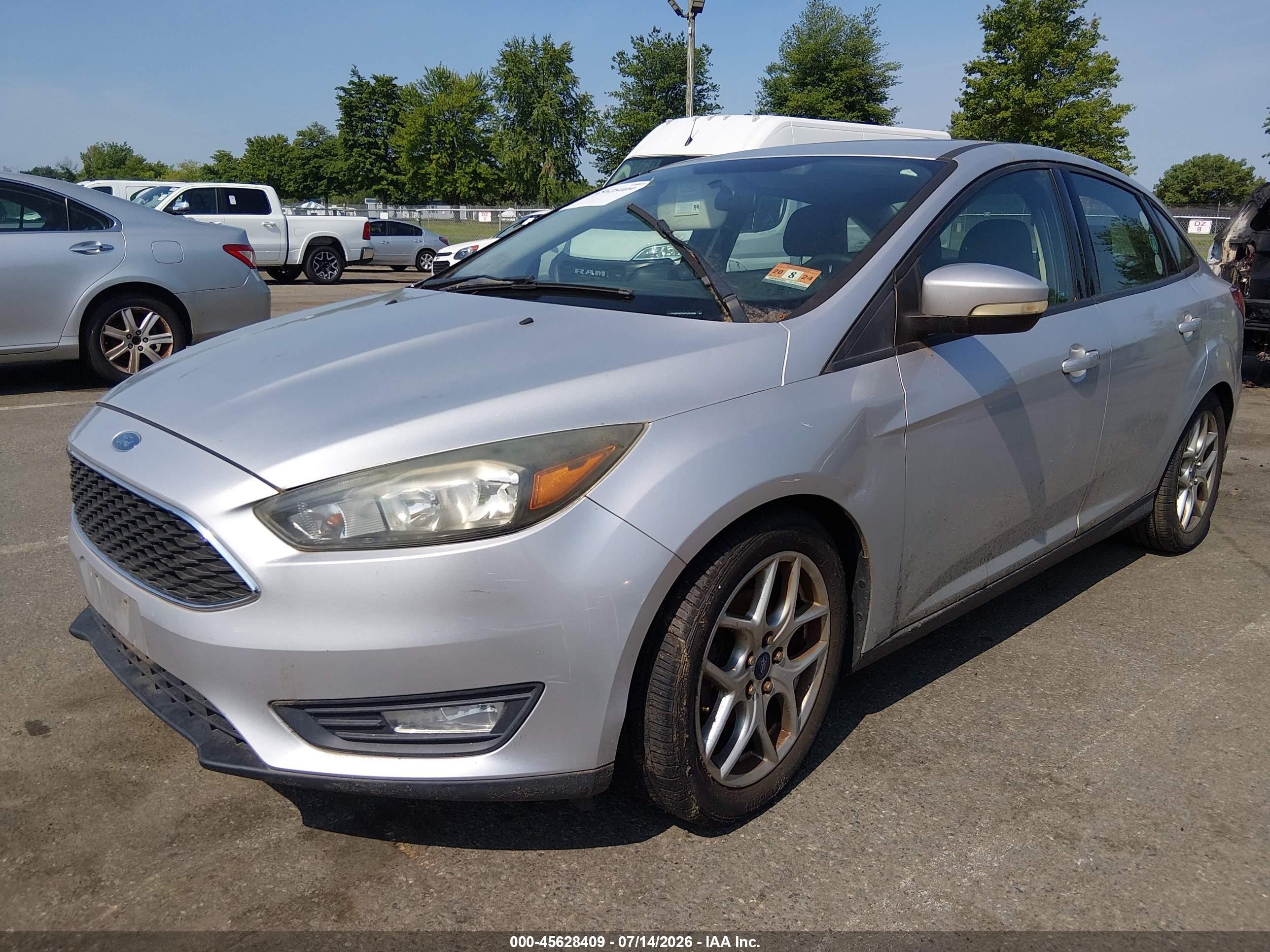 2015 Ford Focus Se Silver vin: 1FADP3F24FL267209