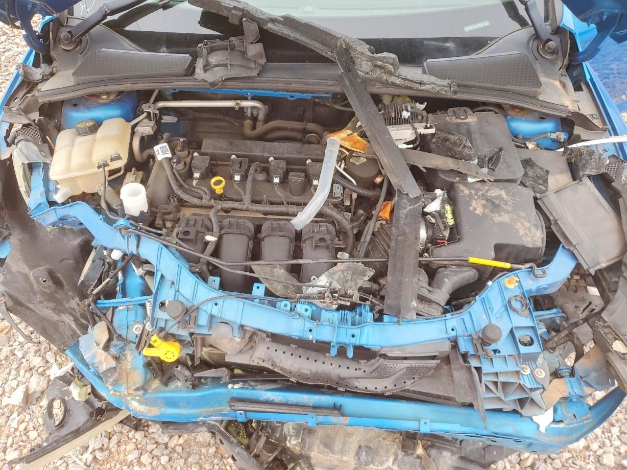 2015 Ford Focus Se Blue vin: 1FADP3F24FL274578