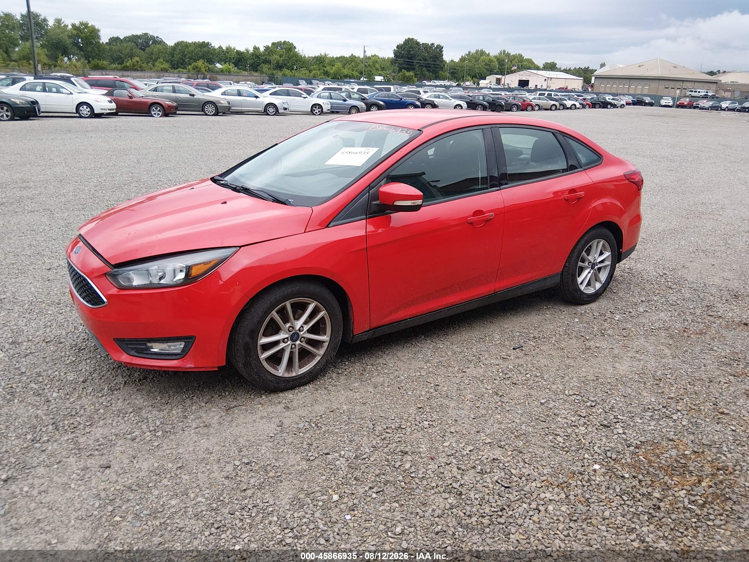 2015 Ford Focus Se Red vin: 1FADP3F24FL276332