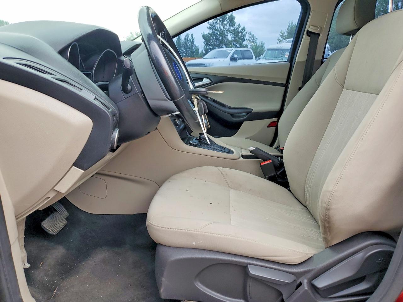 2015 Ford Focus Se Burgundy vin: 1FADP3F24FL281479