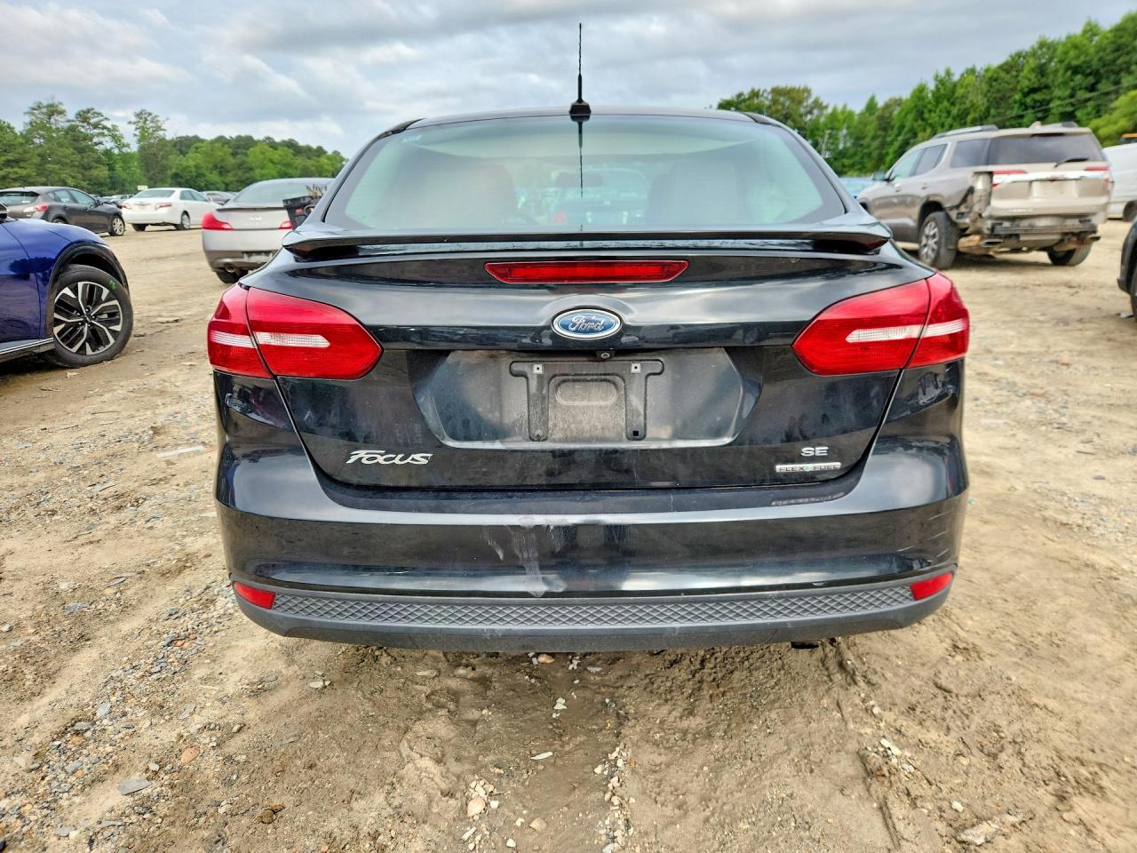 2015 Ford Focus Se Black vin: 1FADP3F24FL283667