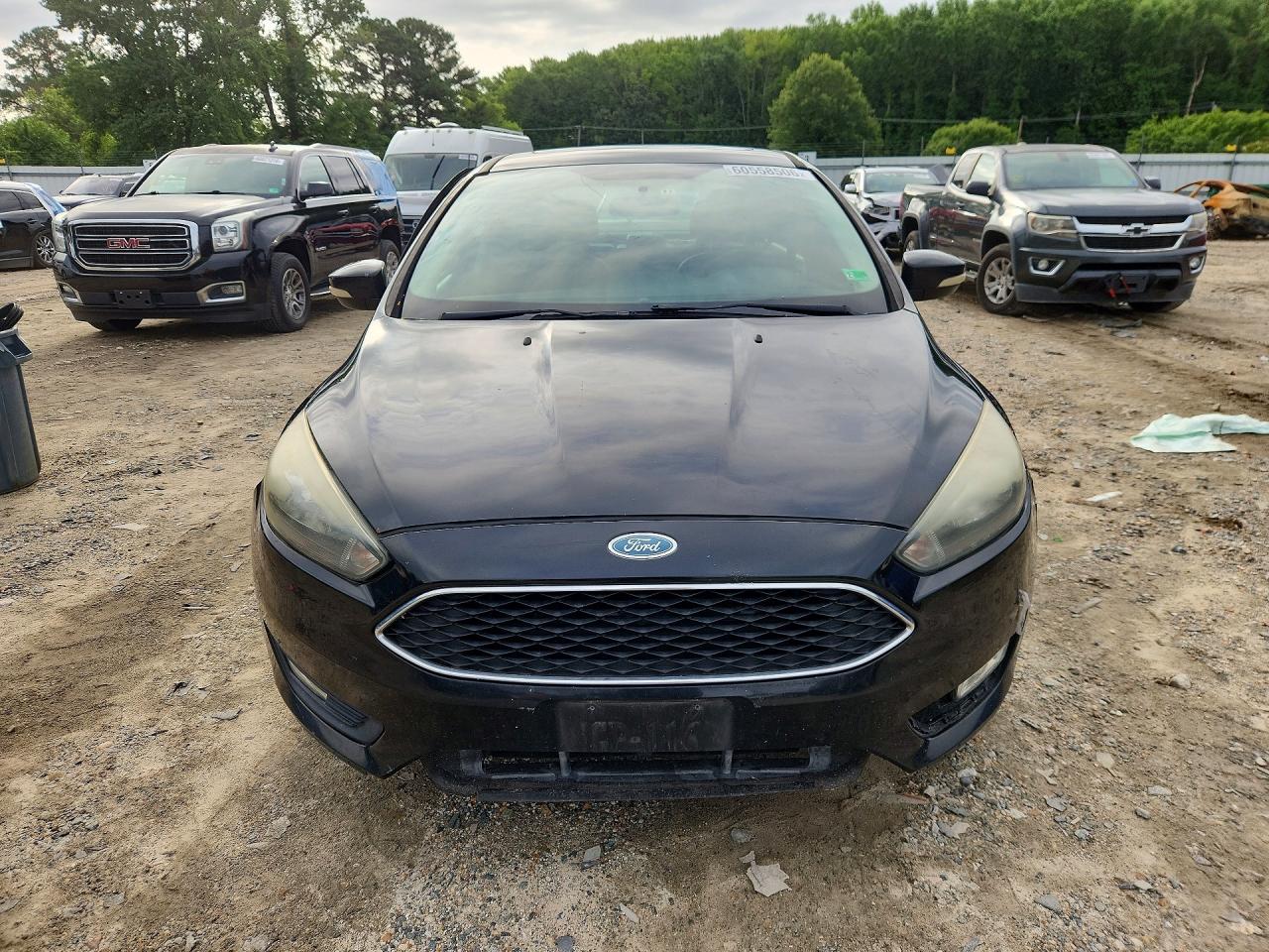 2015 Ford Focus Se Black vin: 1FADP3F24FL283667
