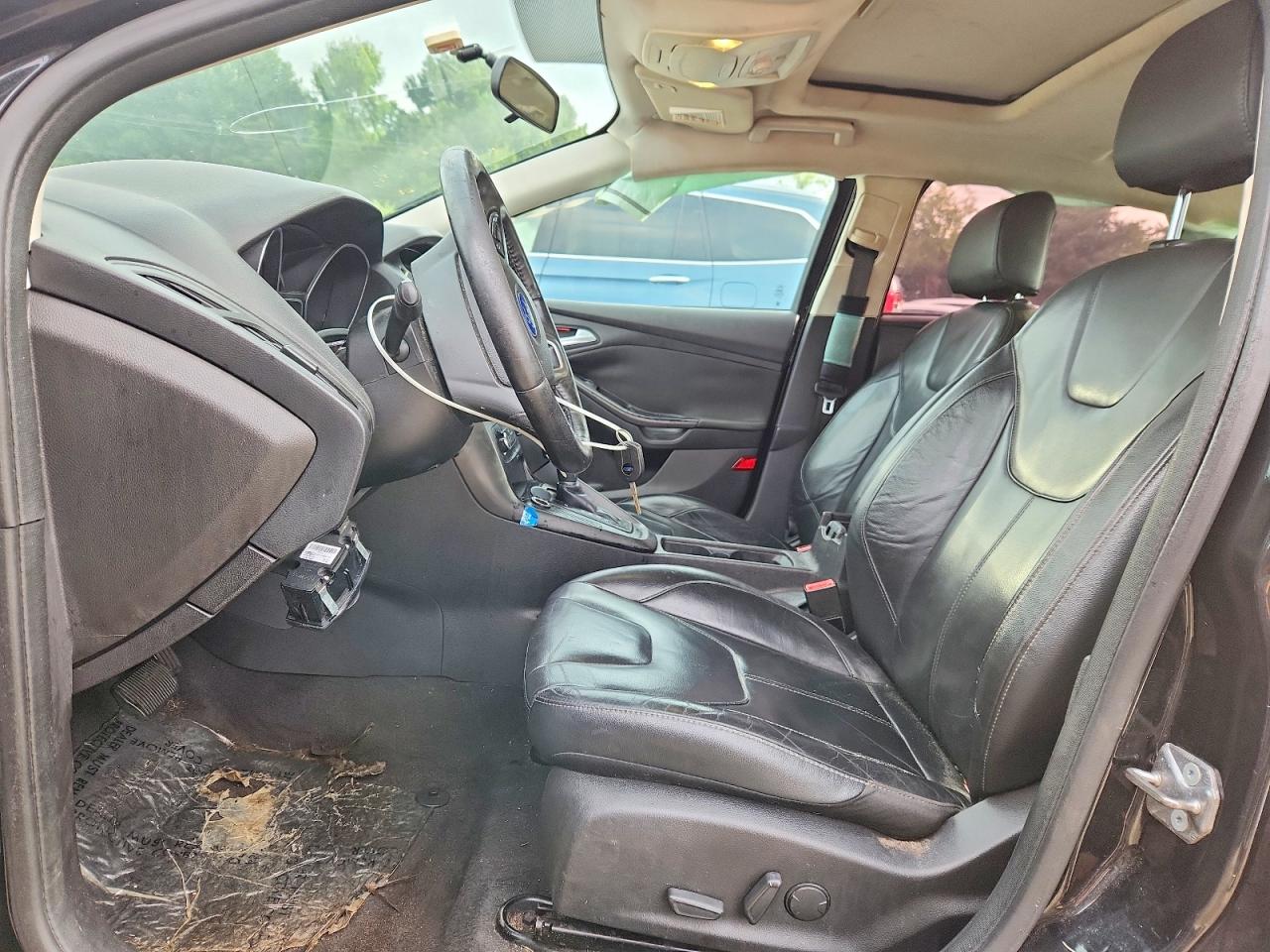 2015 Ford Focus Se Black vin: 1FADP3F24FL283667
