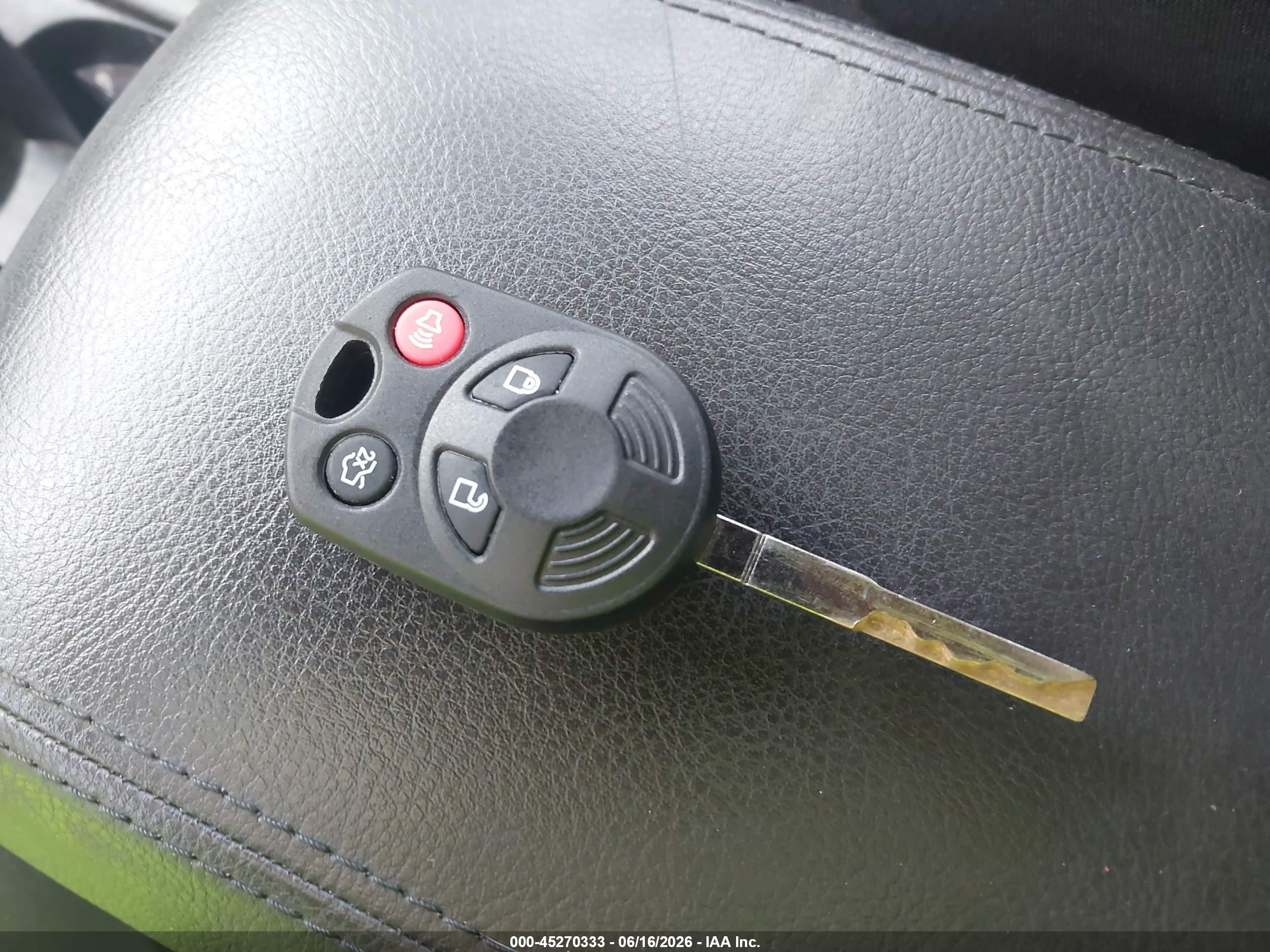 2015 Ford Focus Se Красный vin: 1FADP3F24FL304579