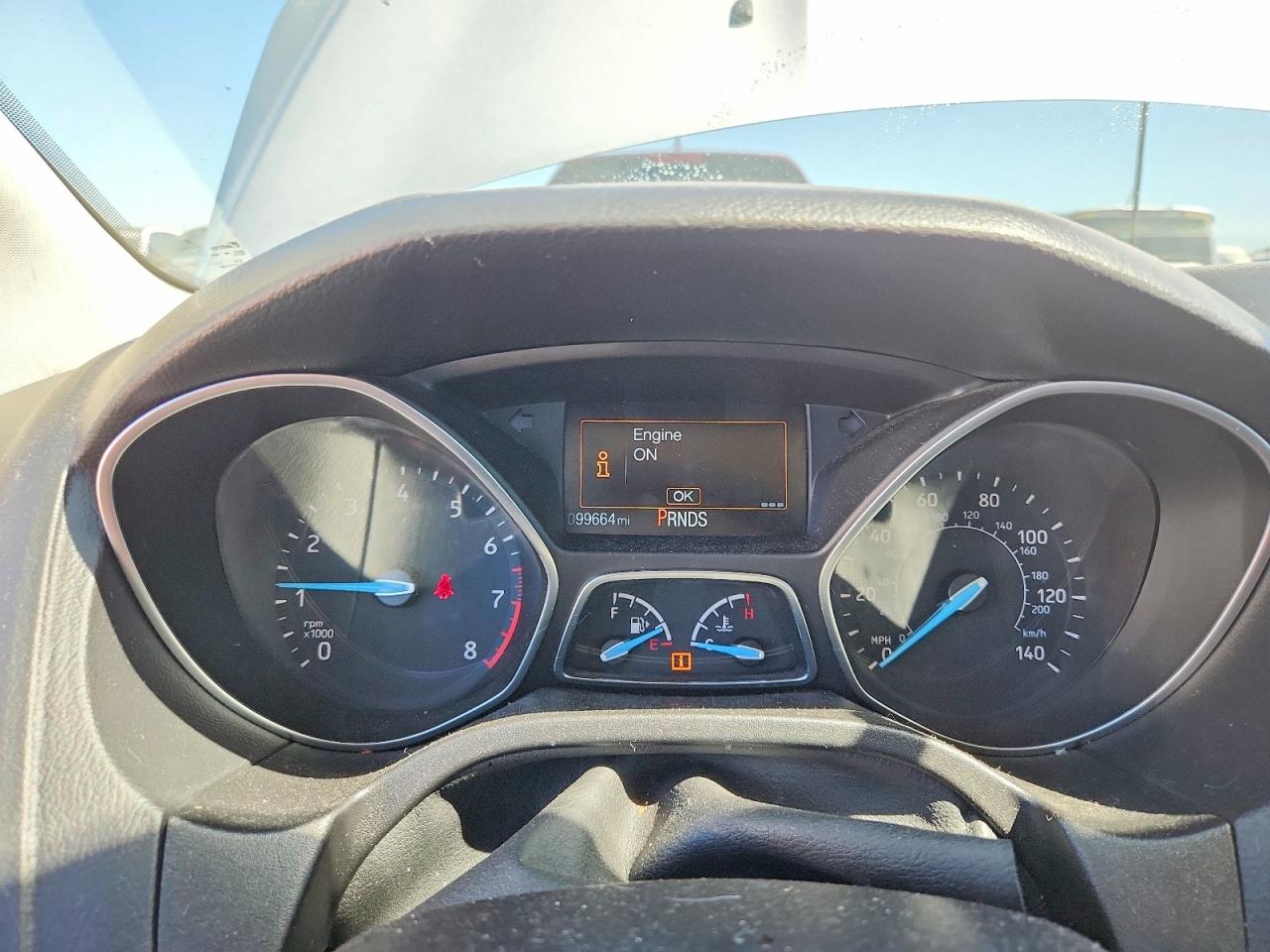 2015 Ford Focus Se Серебряный vin: 1FADP3F24FL306803