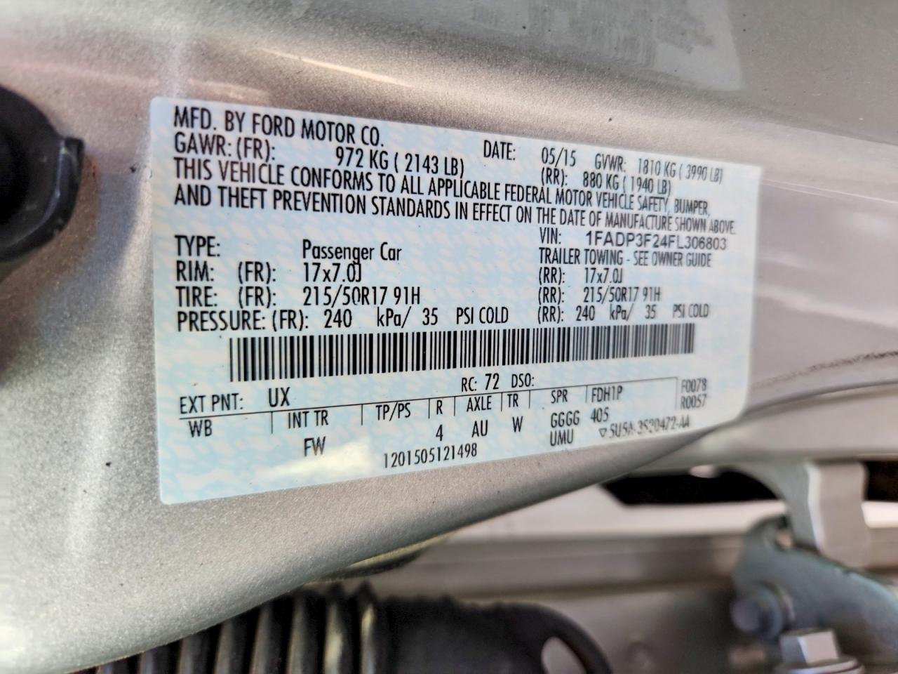 2015 Ford Focus Se Серебряный vin: 1FADP3F24FL306803