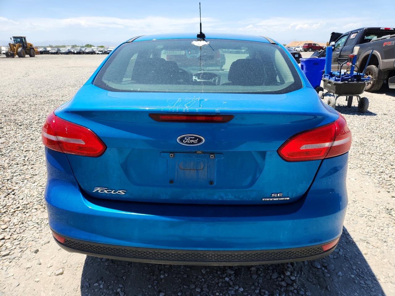 2015 Ford Focus Se Blue vin: 1FADP3F24FL312956