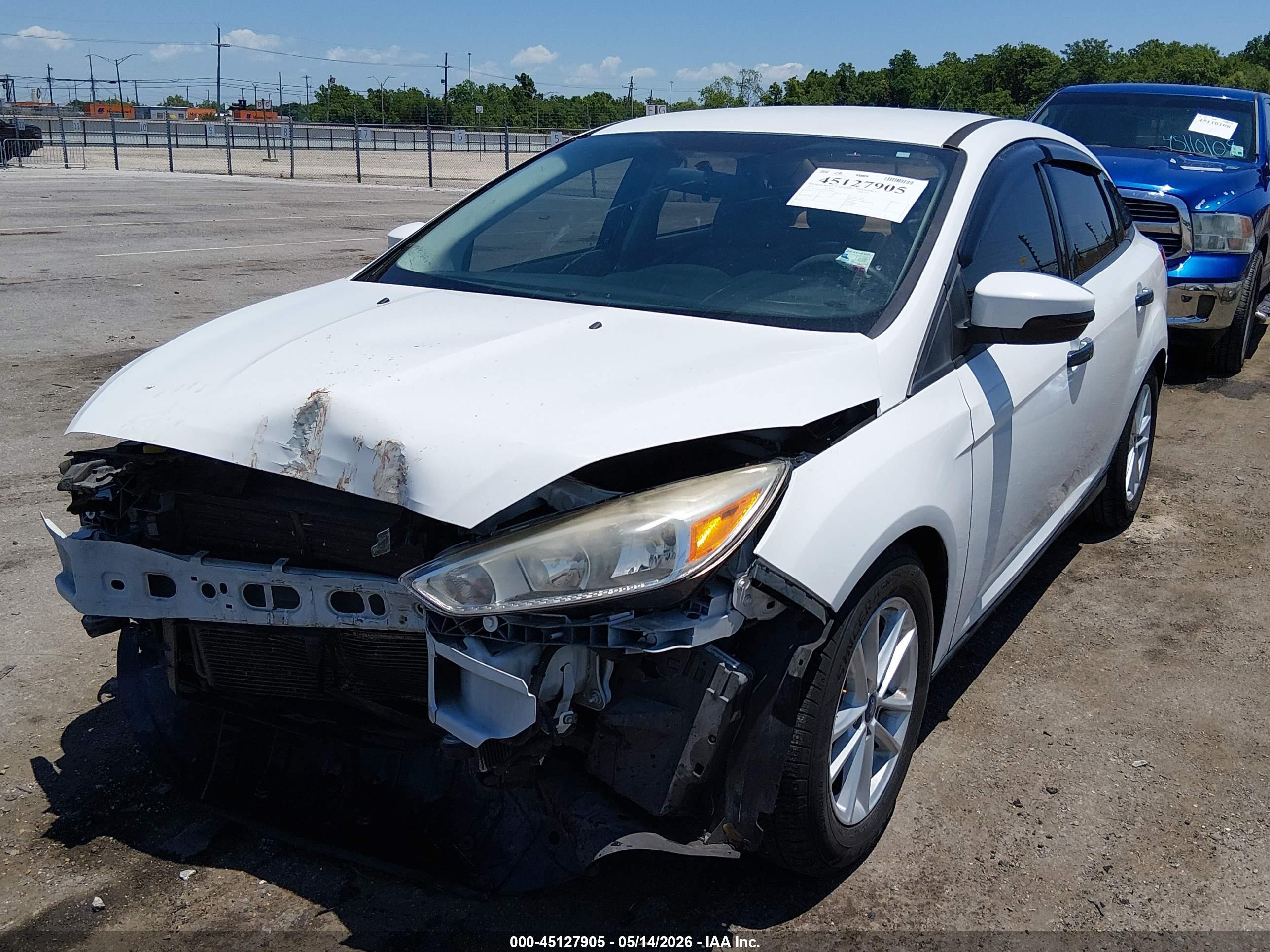 2015 Ford Focus Se White vin: 1FADP3F24FL318868