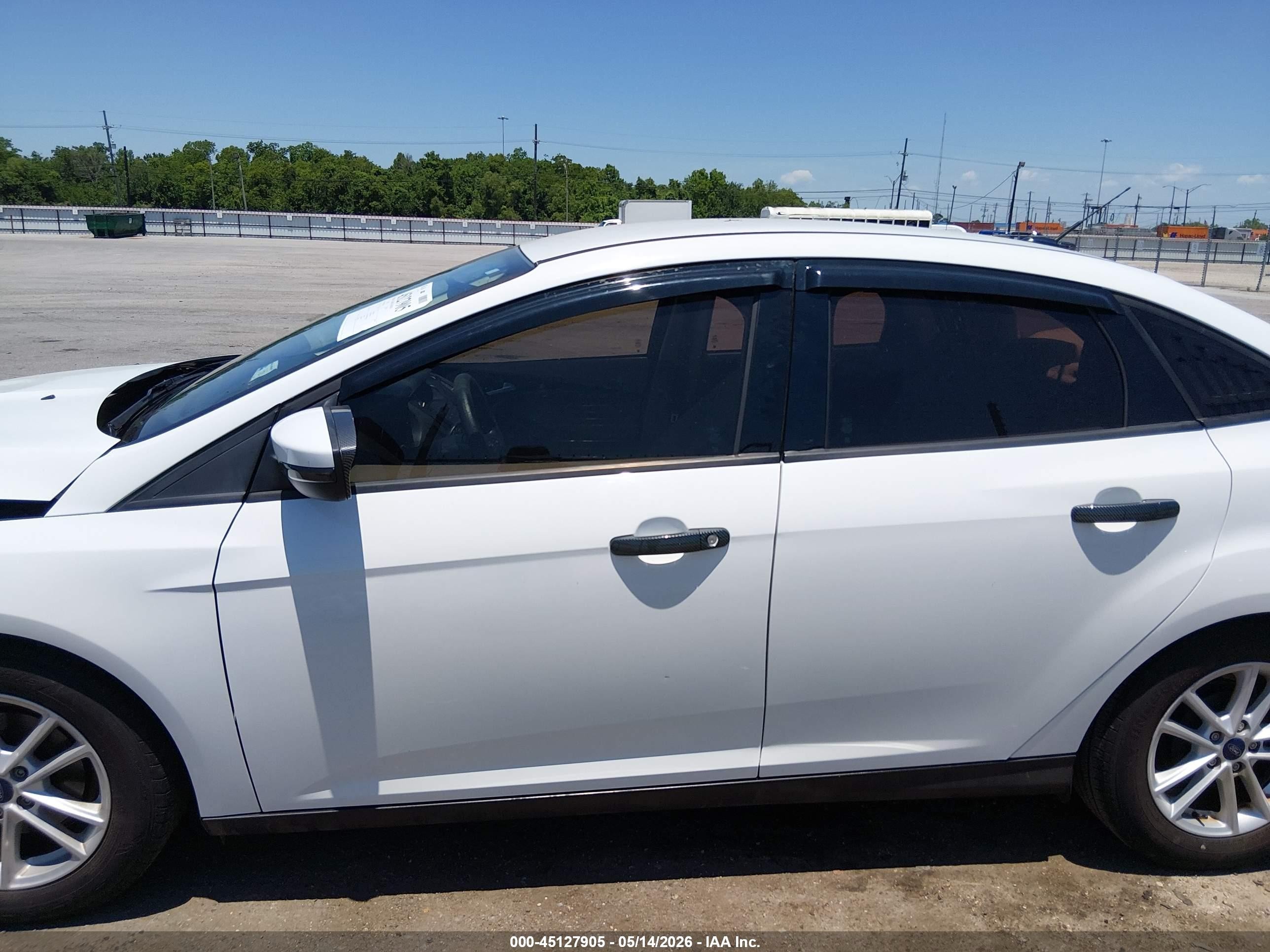 2015 Ford Focus Se White vin: 1FADP3F24FL318868