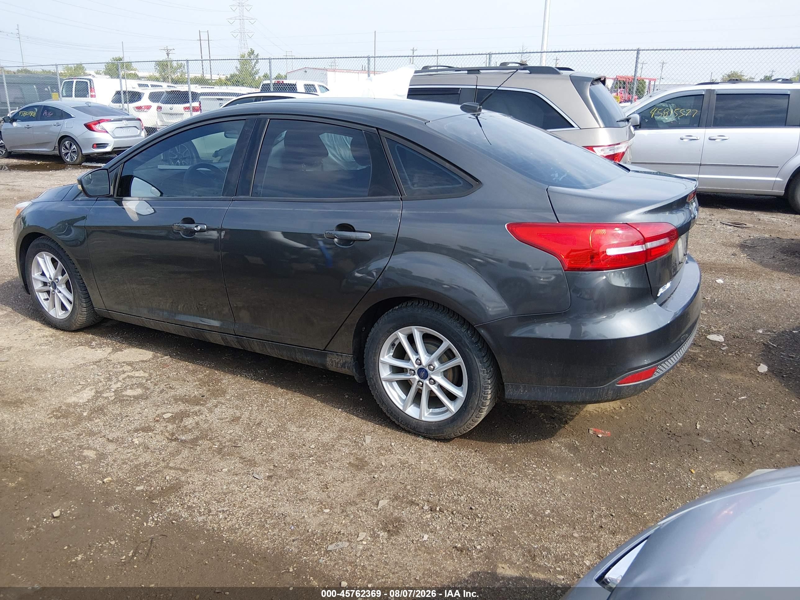 2015 Ford Focus Se Silver vin: 1FADP3F24FL341728