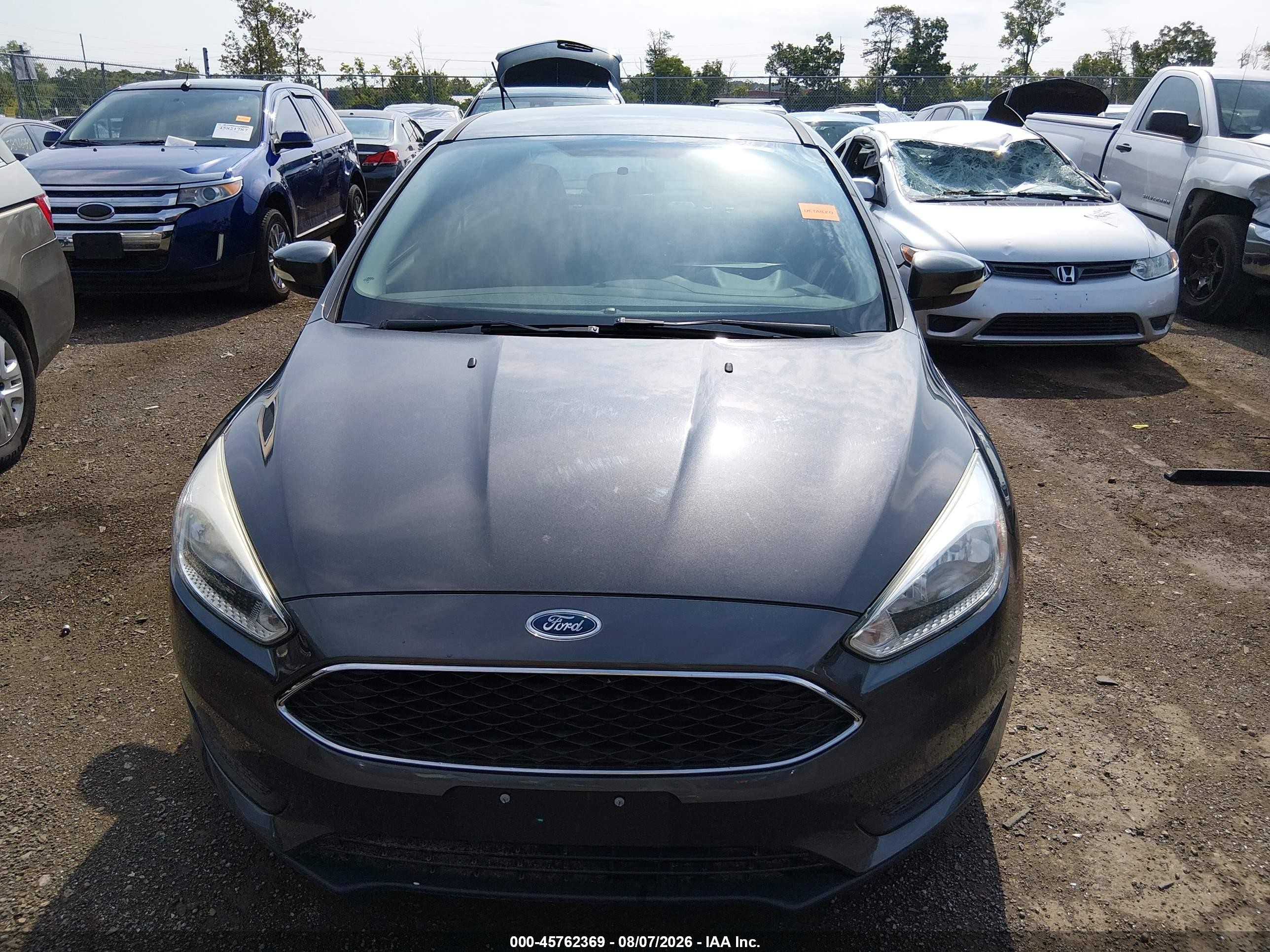 2015 Ford Focus Se Silver vin: 1FADP3F24FL341728