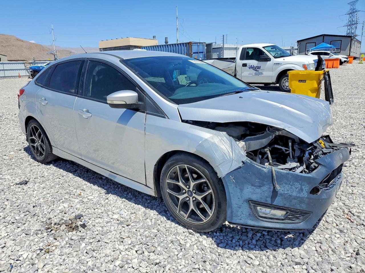 2015 Ford Focus Se Silver vin: 1FADP3F24FL348761