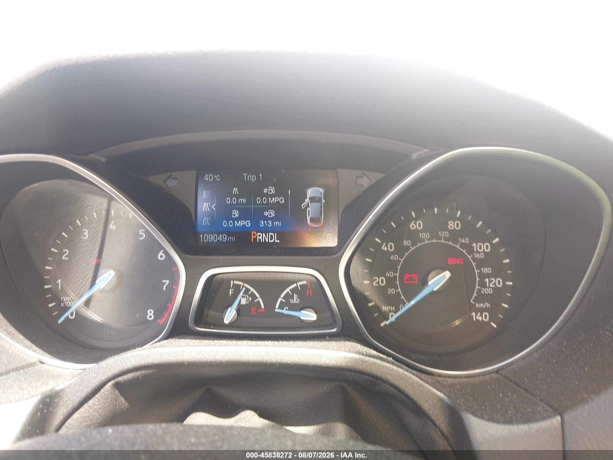 2015 Ford Focus Se Серебряный vin: 1FADP3F24FL364958