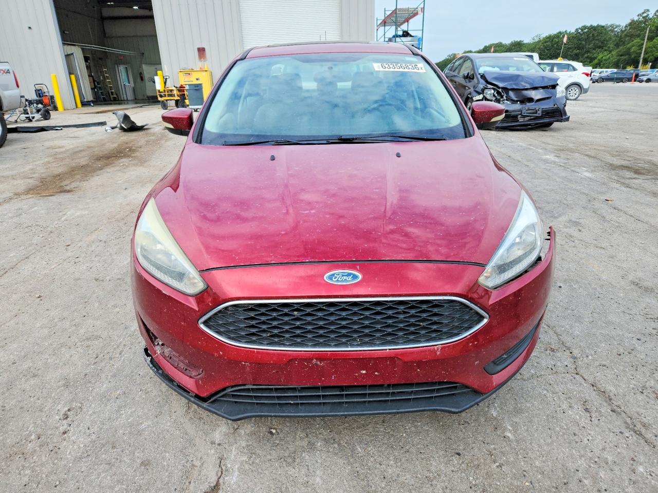 2015 Ford Focus Se Red vin: 1FADP3F24FL374809