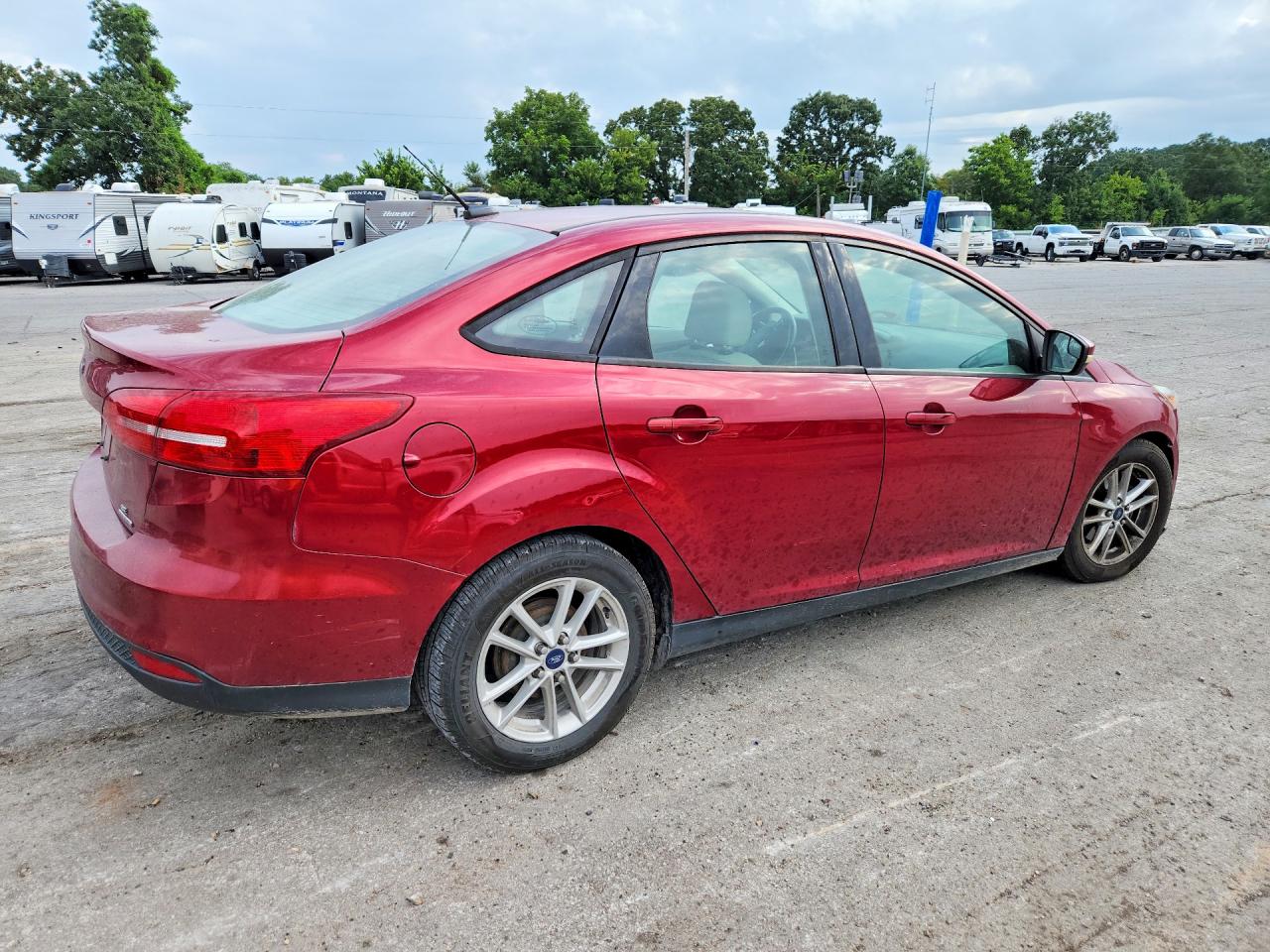 2015 Ford Focus Se Red vin: 1FADP3F24FL374809