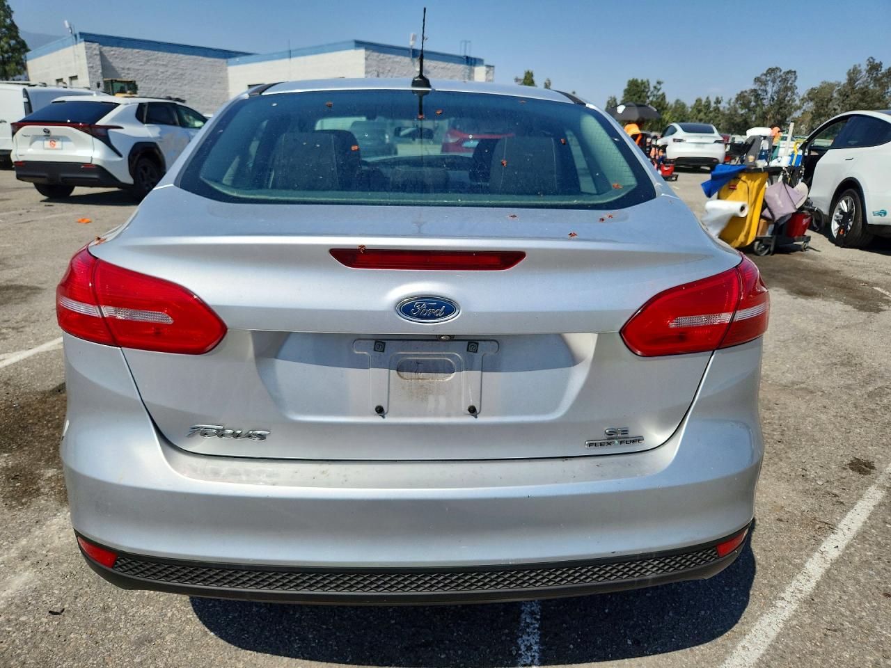 2016 Ford Focus Se Silver vin: 1FADP3F24GL263923