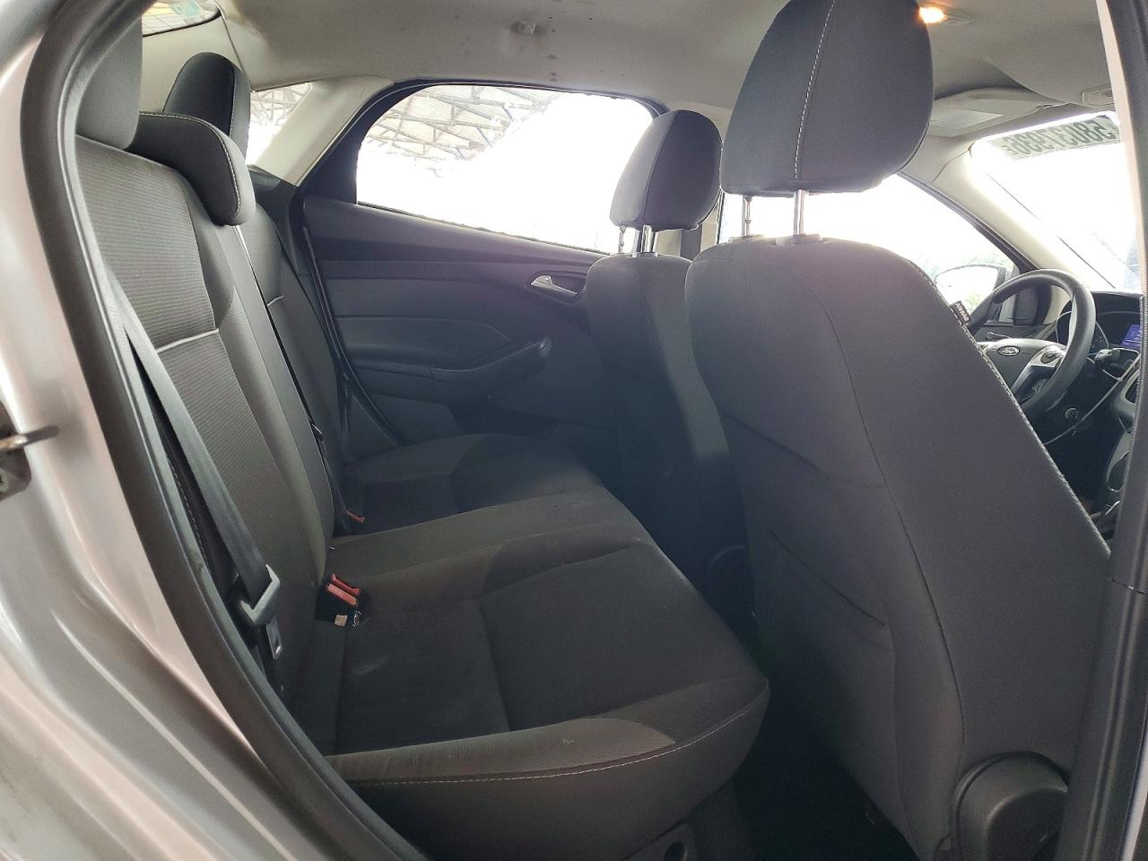 2013 Ford Focus Se Silver vin: 1FADP3F25DL142023