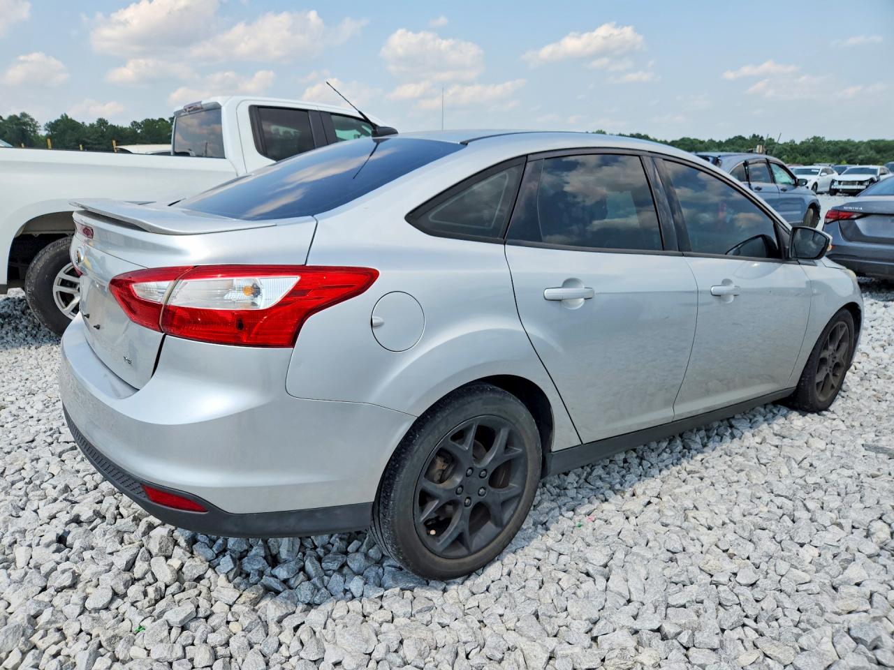 2013 Ford Focus Se Silver vin: 1FADP3F25DL164832