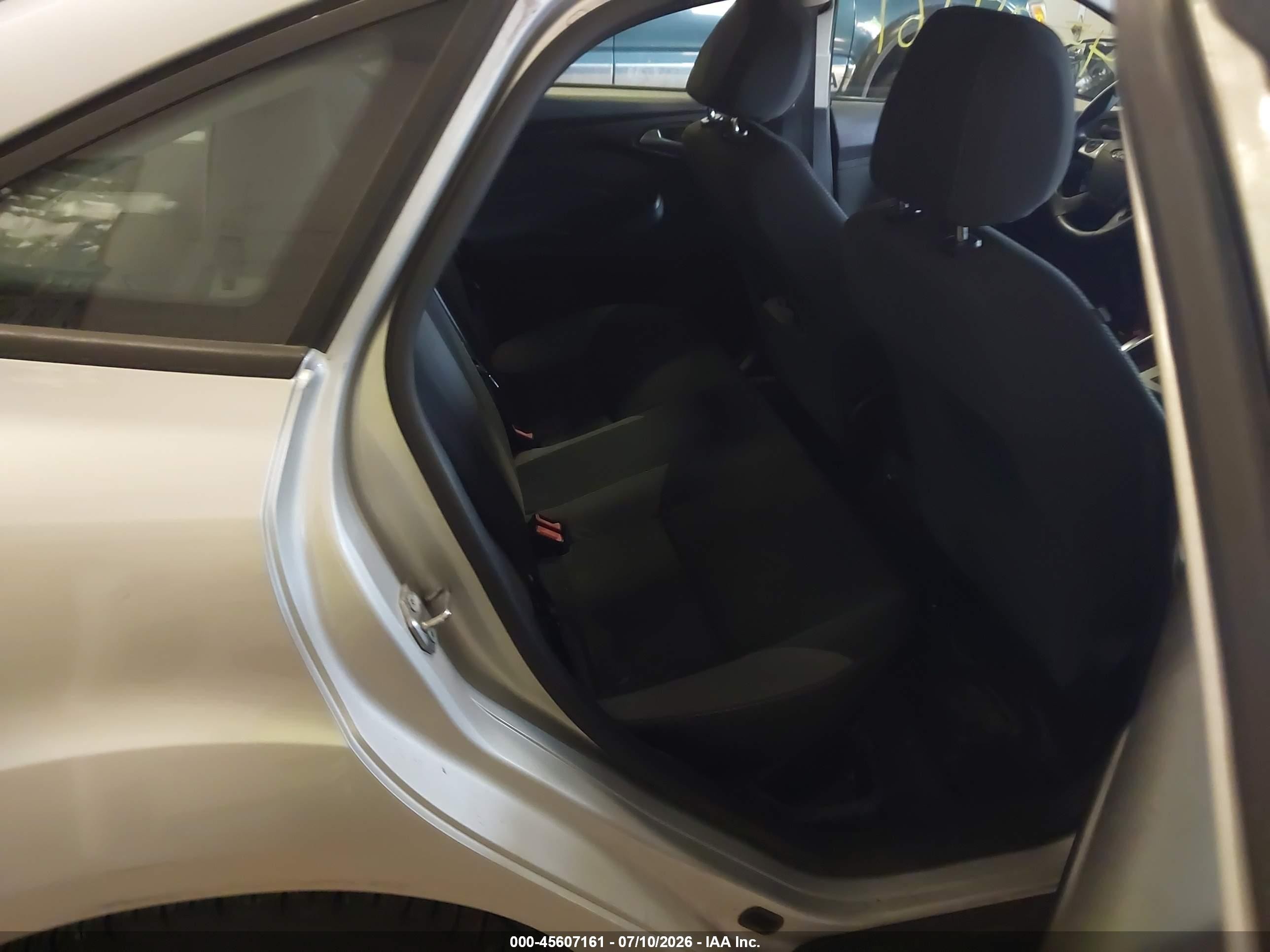 2013 Ford Focus Se Silver vin: 1FADP3F25DL190010
