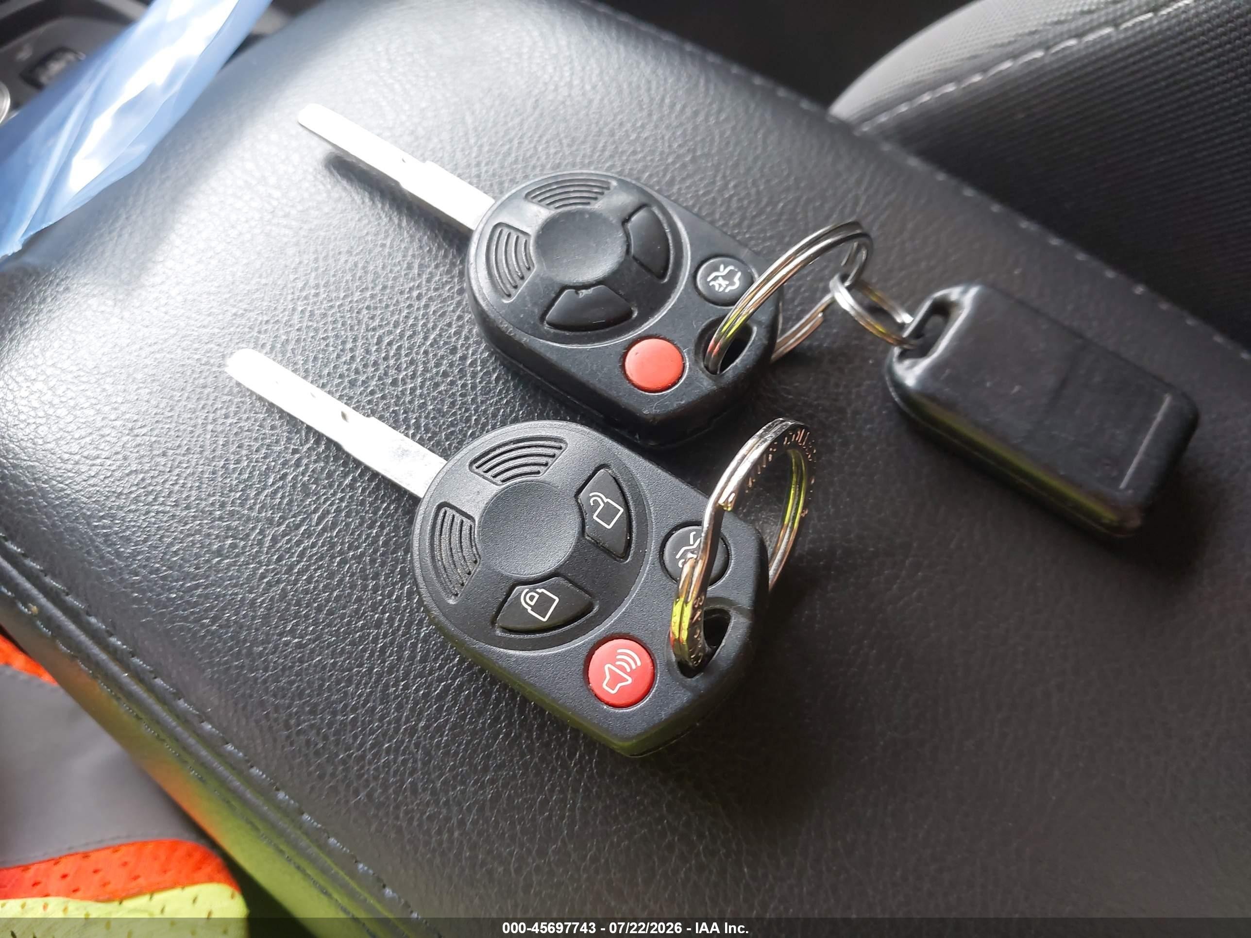 2013 Ford Focus Se Серебряный vin: 1FADP3F25DL190010