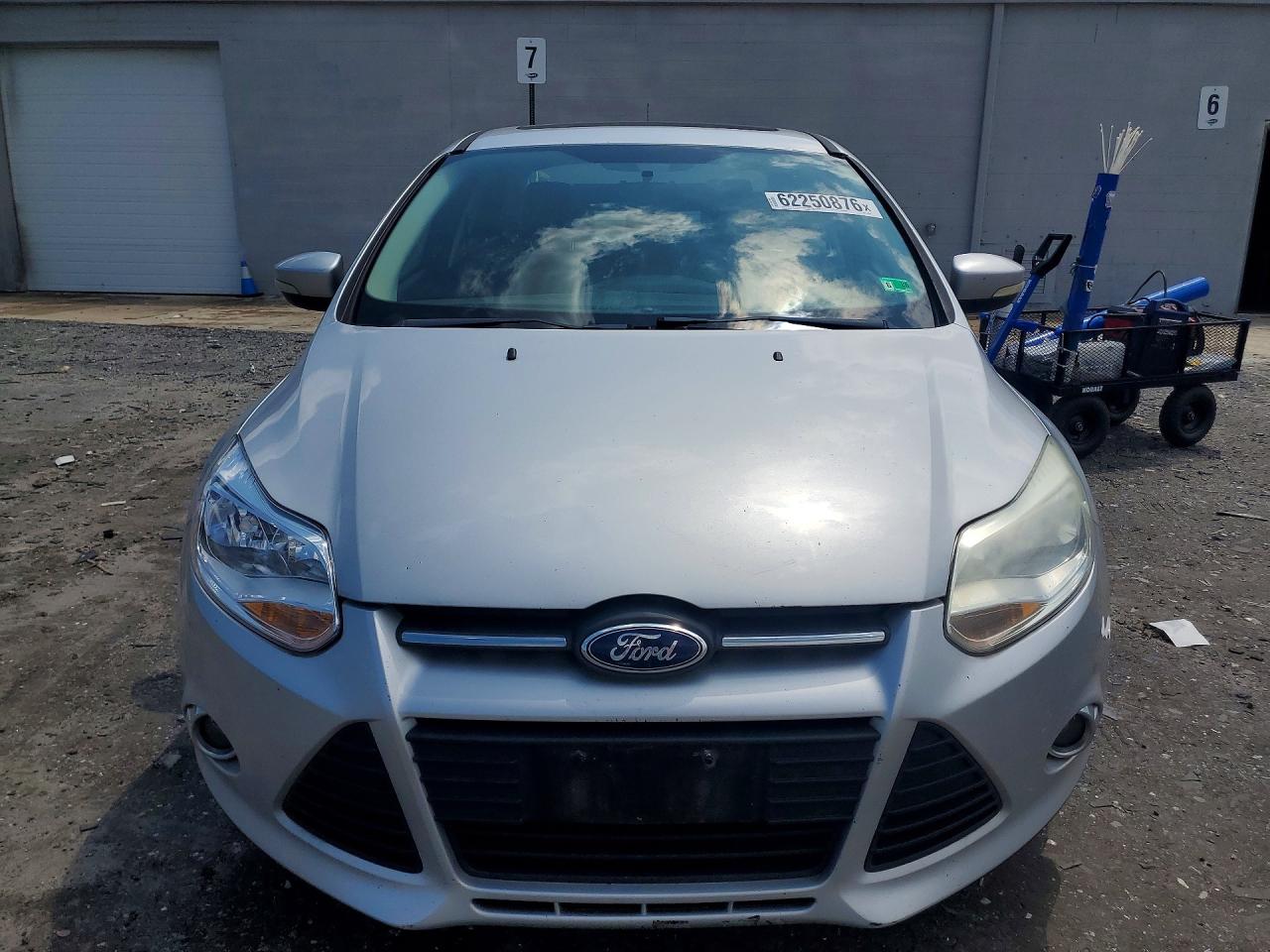 2013 Ford Focus Se Silver vin: 1FADP3F25DL230442