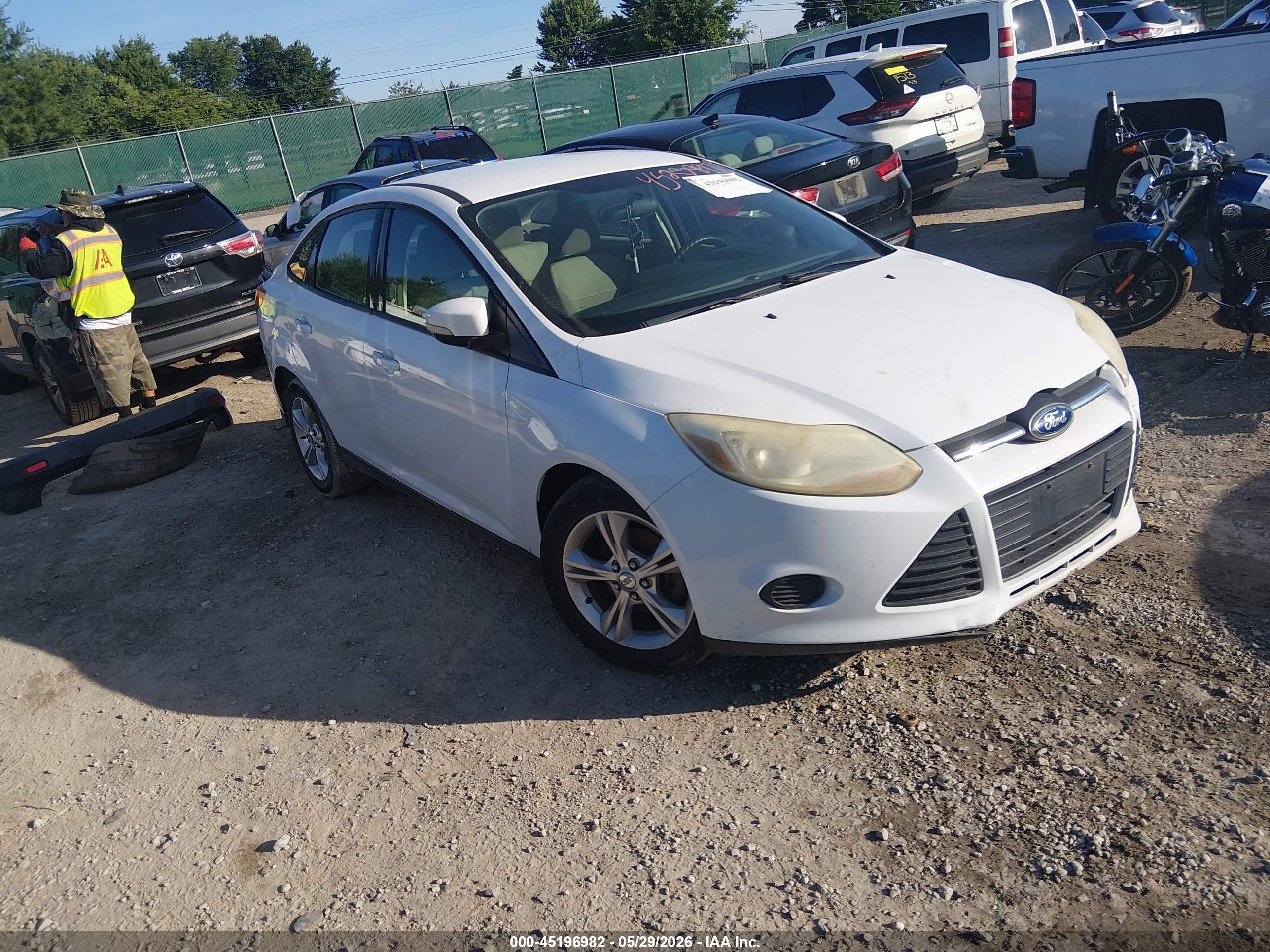 2013 Ford Focus Se White vin: 1FADP3F25DL253431